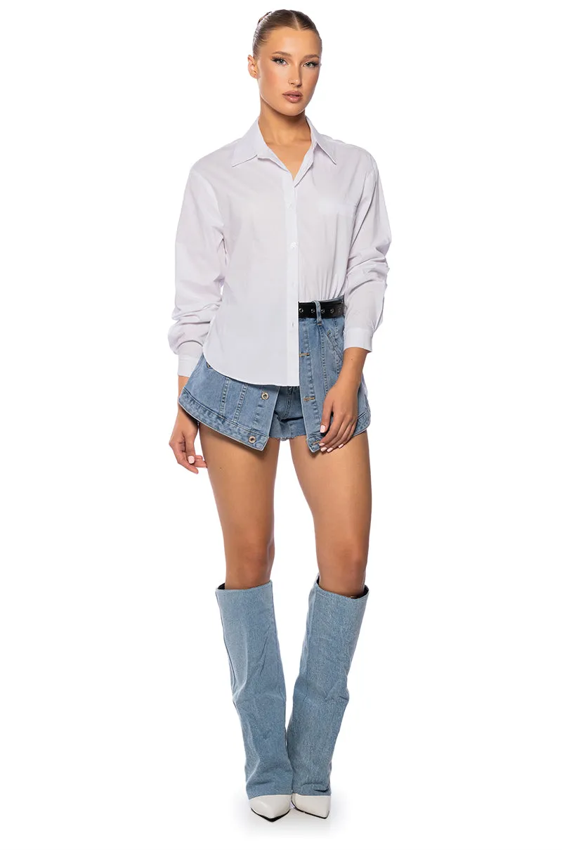 MARA BUTTON FRONT DENIM MINI SKORT sold by AKIRA product image thumbnail 4