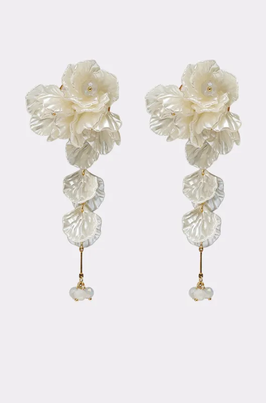 FOR THE PARTY EARRING made by AKIRA