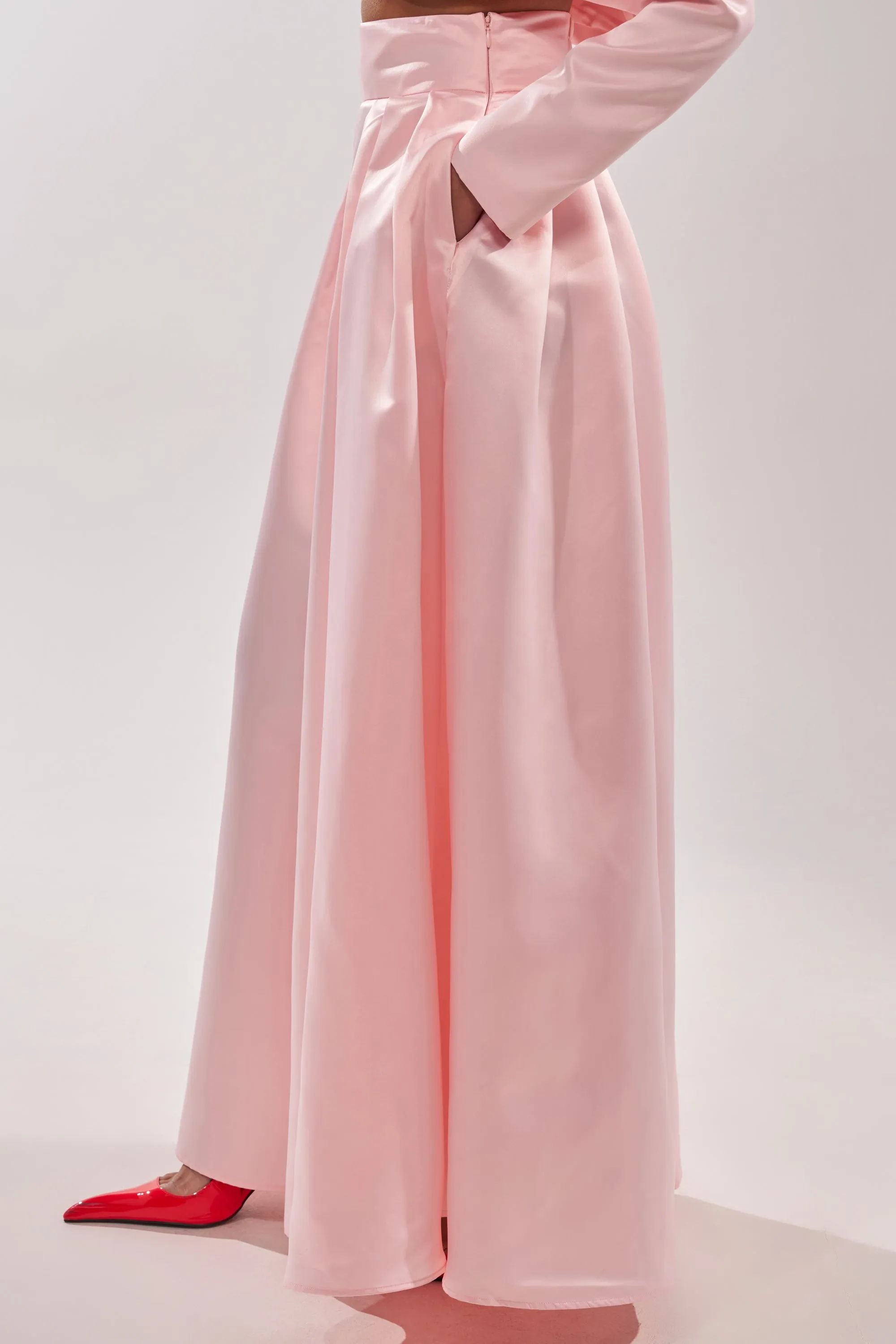 LILA SATIN WIDE LEG PANT sold by AKIRA product image thumbnail 5