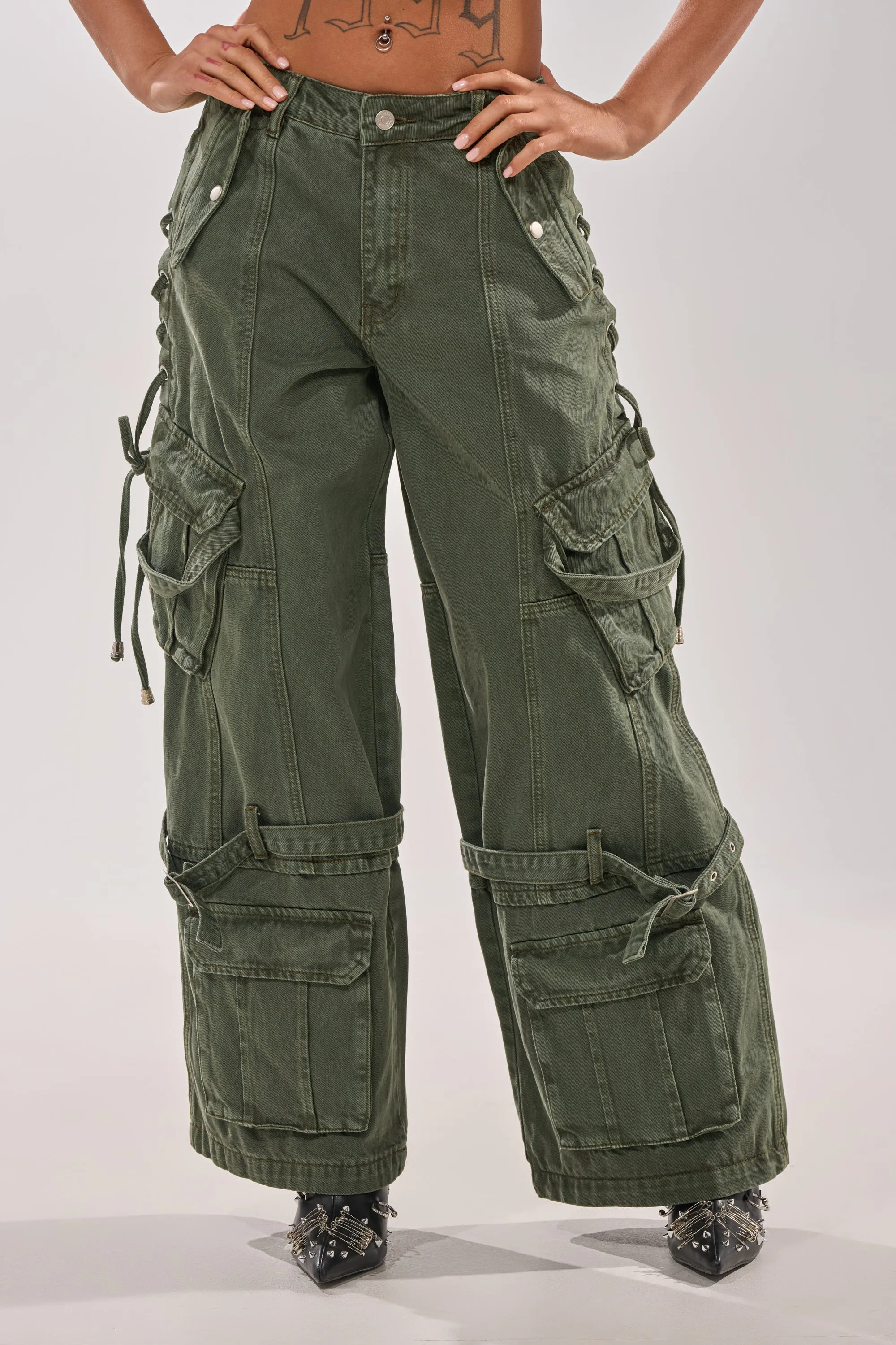 KARA CARGO DENIM sold by AKIRA product image thumbnail 4