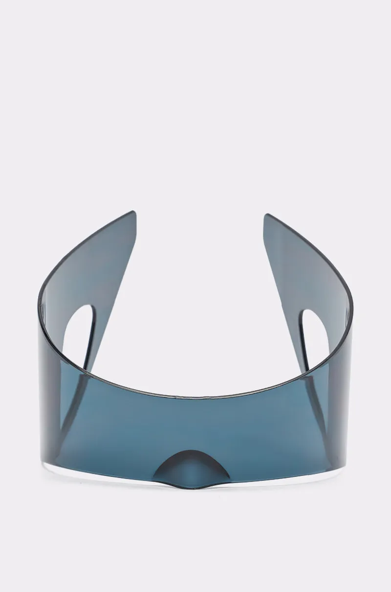 IRVY SUNGLASSES sold by AKIRA product image thumbnail 3