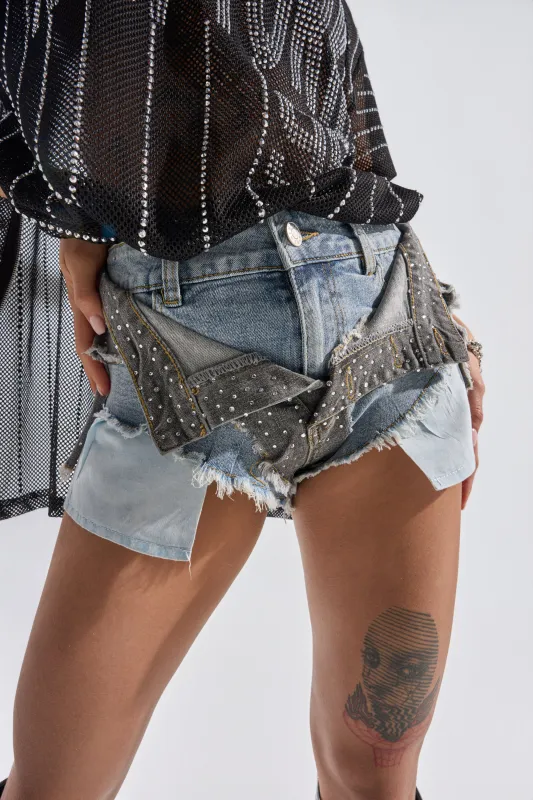 HOTTY ALERT MICRO SHORT sold by AKIRA