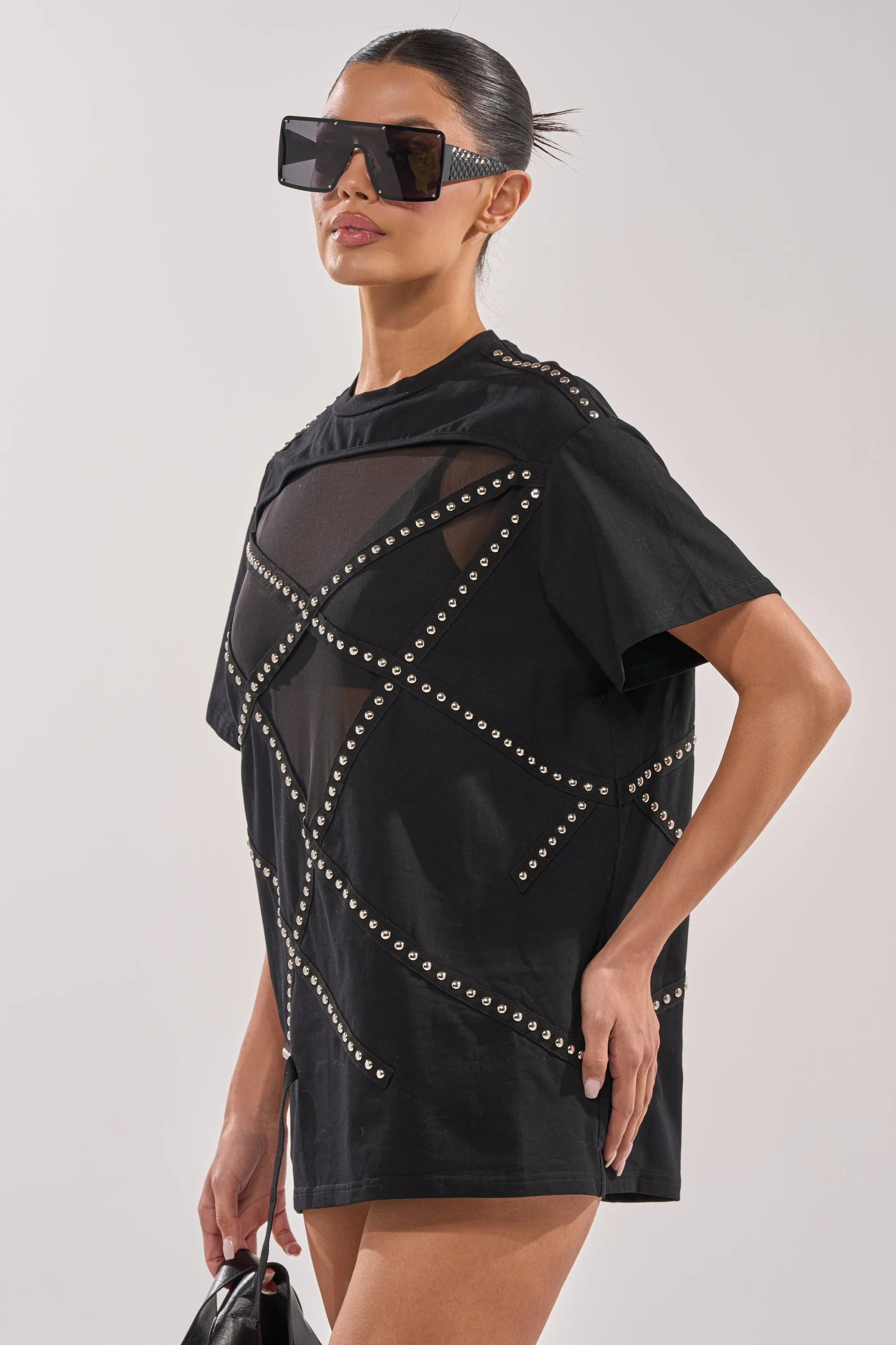 MISTA RAJ OVERSIZED TEE sold by AKIRA product image thumbnail 3