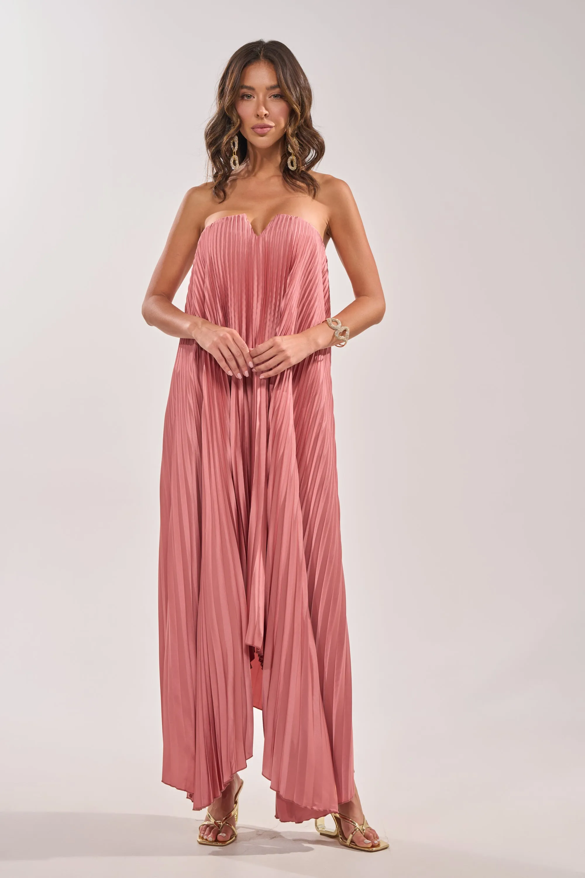 EMERALD DREAM SLEEVELESS MAXI DRESS IN PINK sold by AKIRA product image thumbnail 4