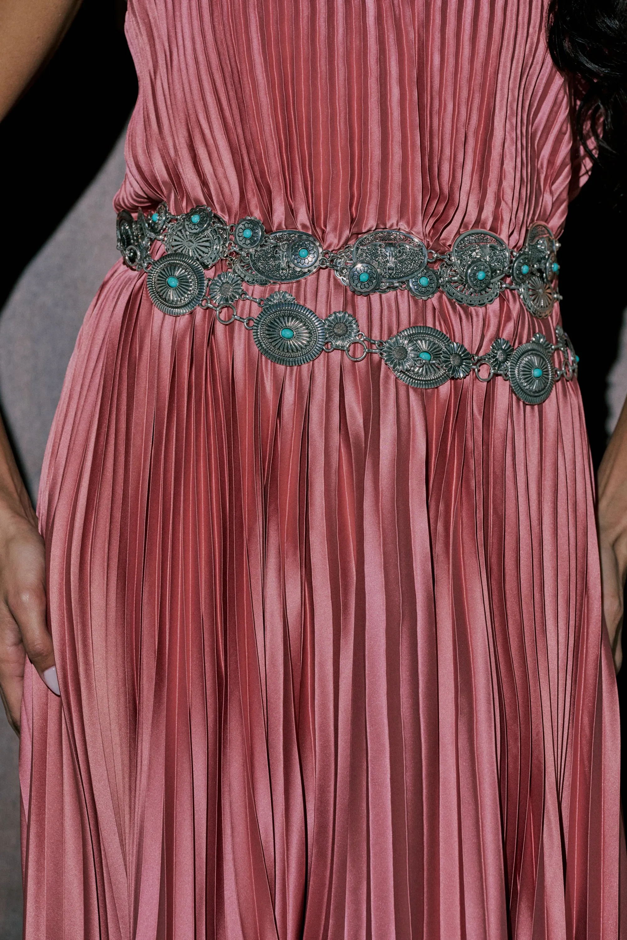 WILD WEST LAYERED CHAIN BELT sold by AKIRA