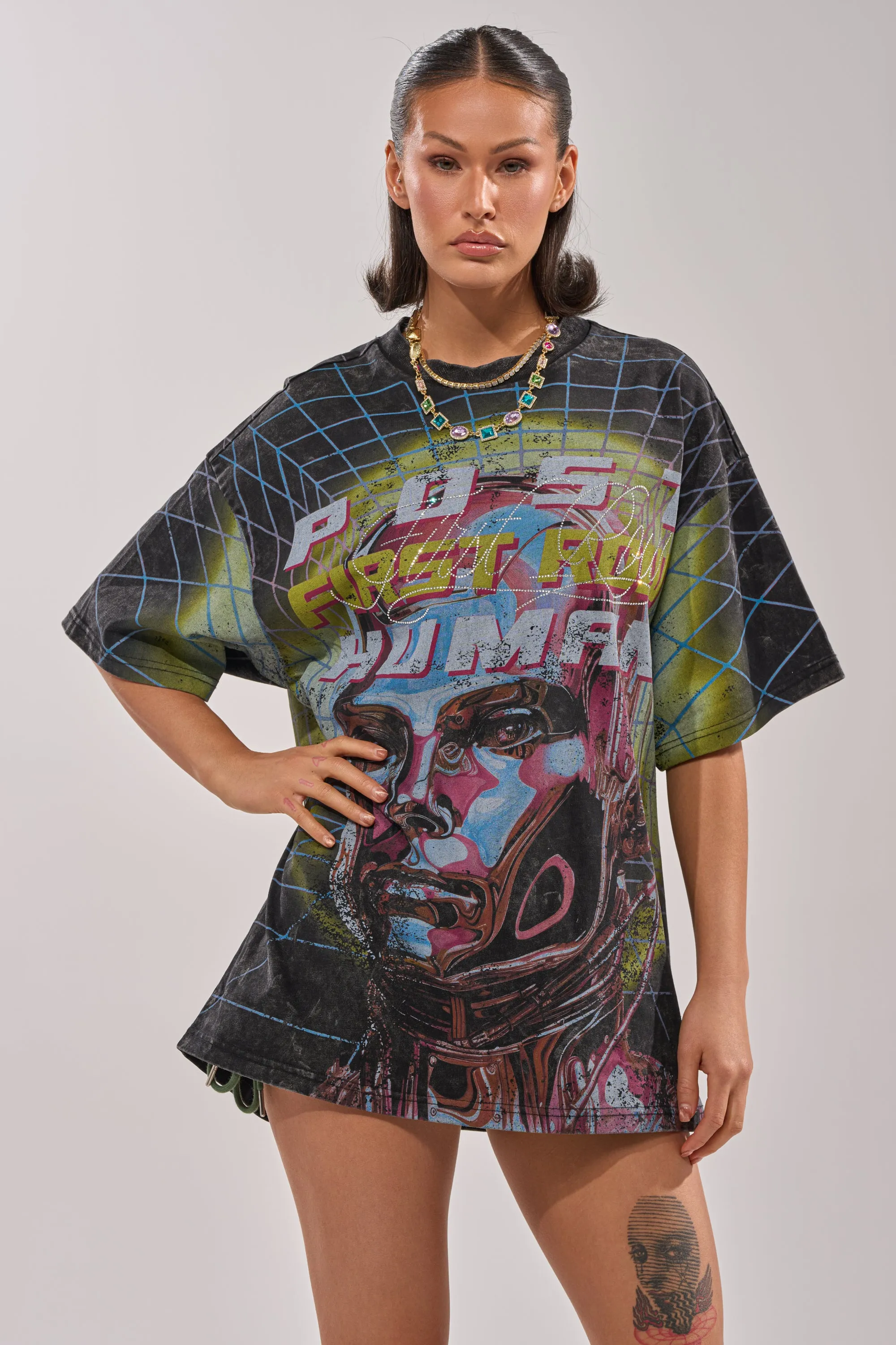 FIRST ROW NEW METAVERSE OVERSIZED GRAPHIC TEE sold by AKIRA product image thumbnail 2