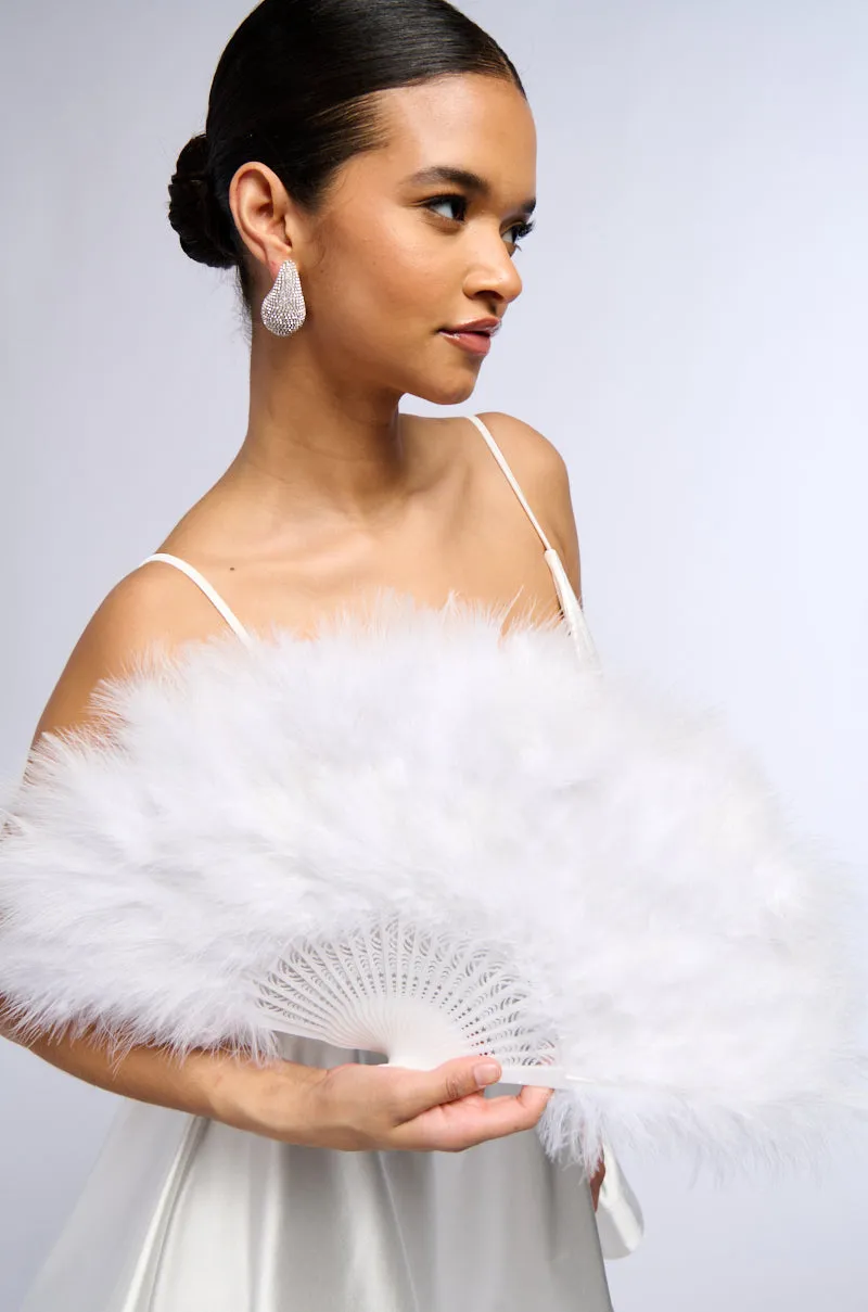 ANGELIC WHITE FEATHER FAN sold by AKIRA product image thumbnail 2