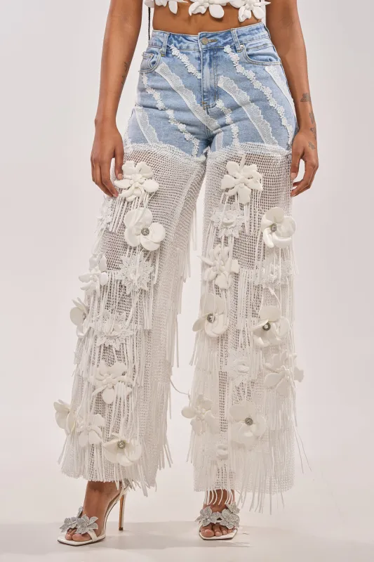 FESTIVAL GIRL RELAXED DENIM made by AKIRA