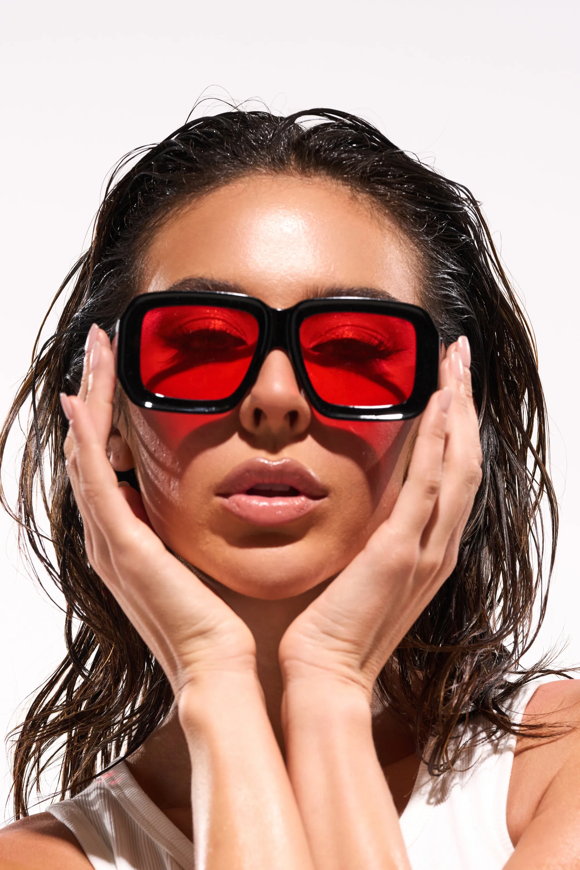 RED VISION SUNGLASSES sold by AKIRA