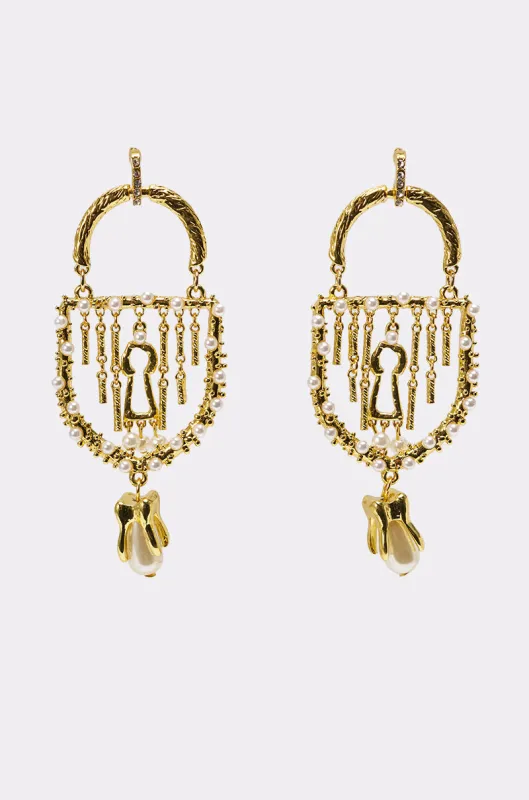 UNLOCK ME EARRING made by AKIRA