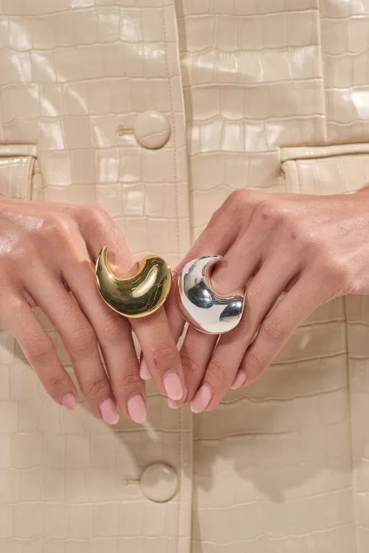 CROSS MY HEART RING SET sold by AKIRA