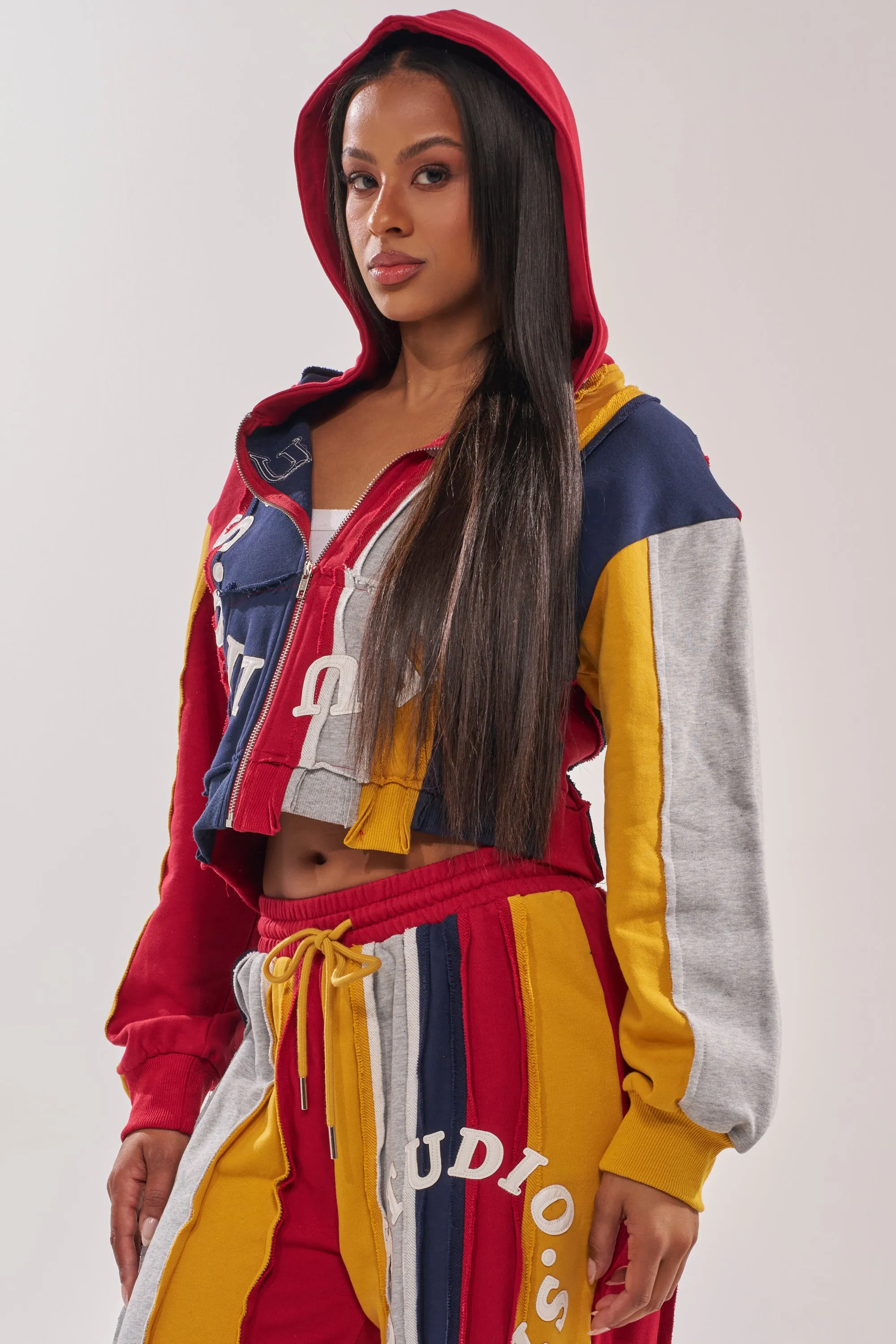 STUDIO LIVING SWEATSHIRT sold by AKIRA product image thumbnail 4