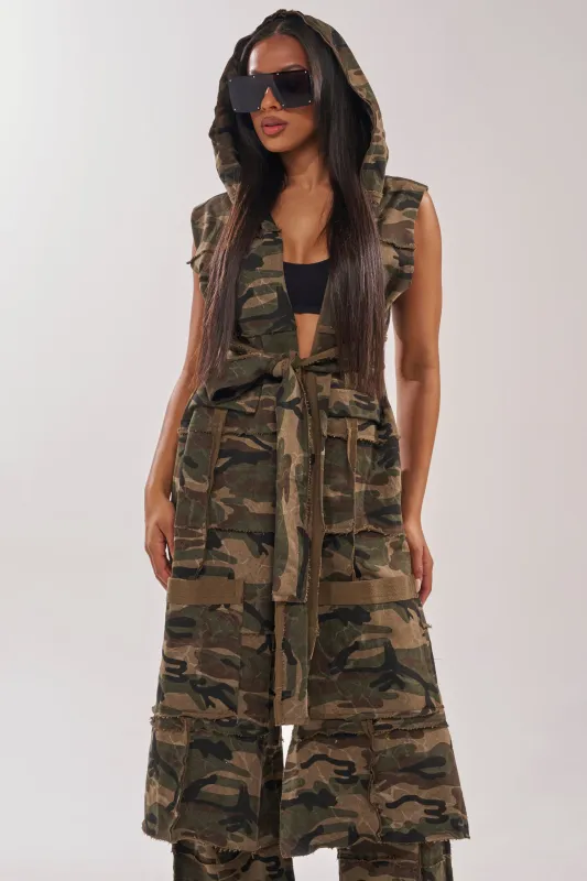 CAN'T SEE ME HOODED LONGLINE CAMO SWEATSHIRT made by AKIRA