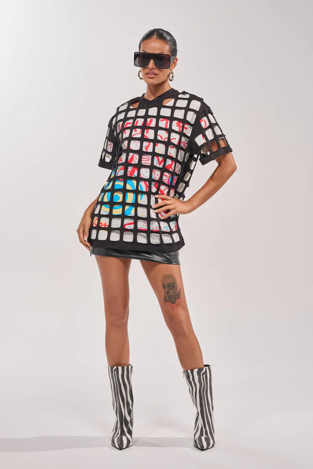 CHECKED OUT OVERSIZED TEE sold by AKIRA product image thumbnail 5