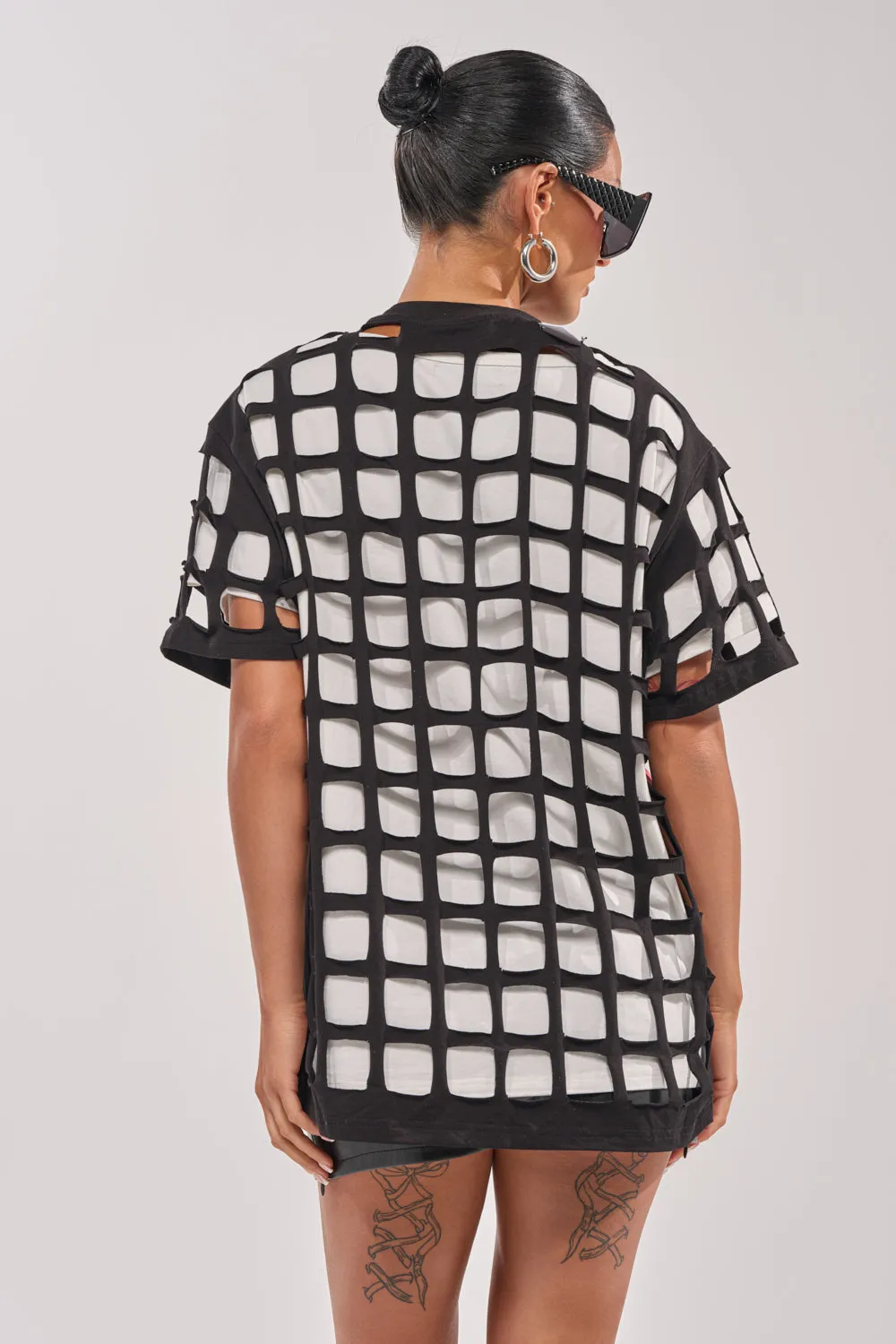 CHECKED OUT OVERSIZED TEE sold by AKIRA product image thumbnail 4