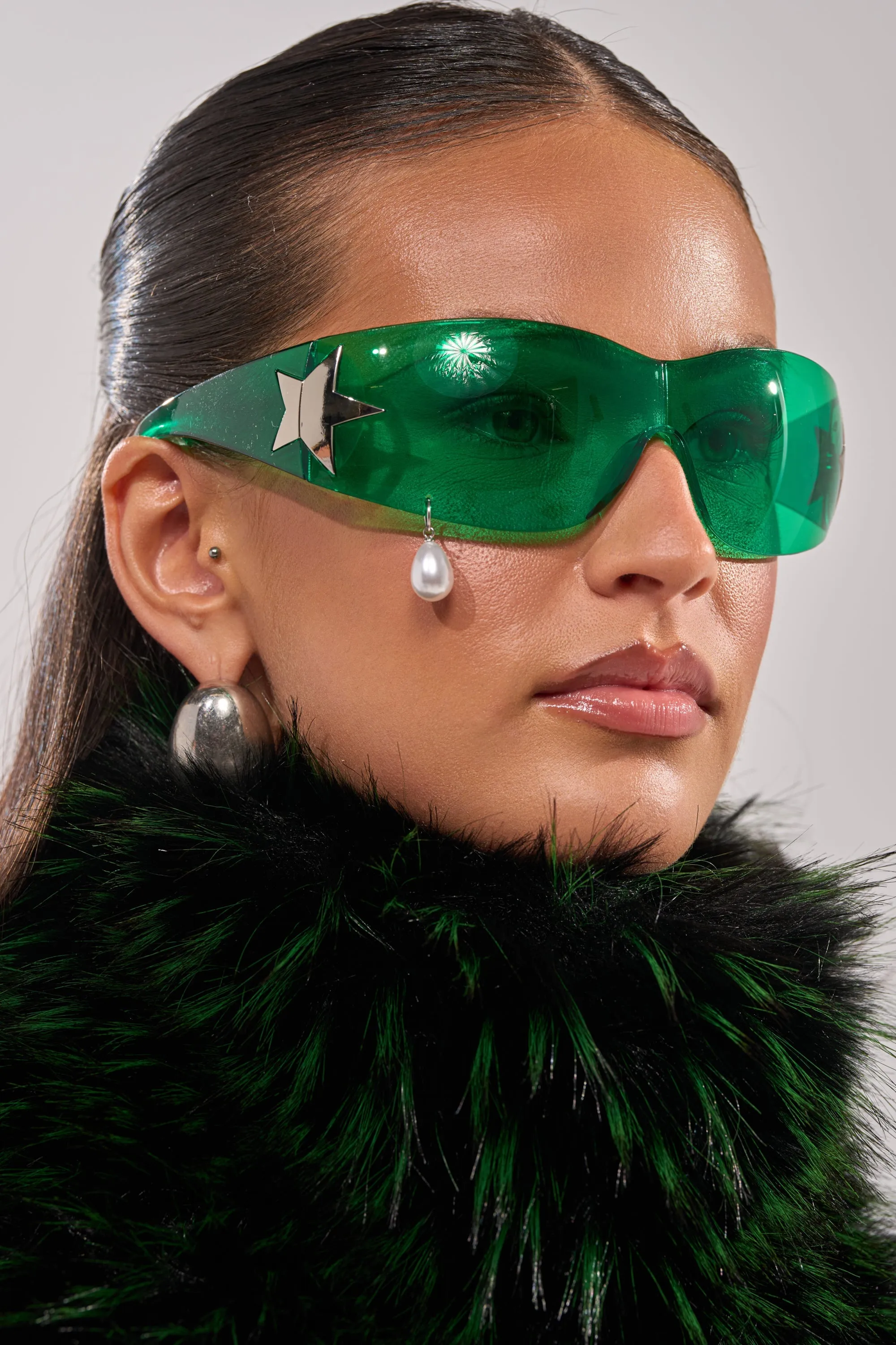 I DONT CRY SUNGLASSES sold by AKIRA product image thumbnail 2