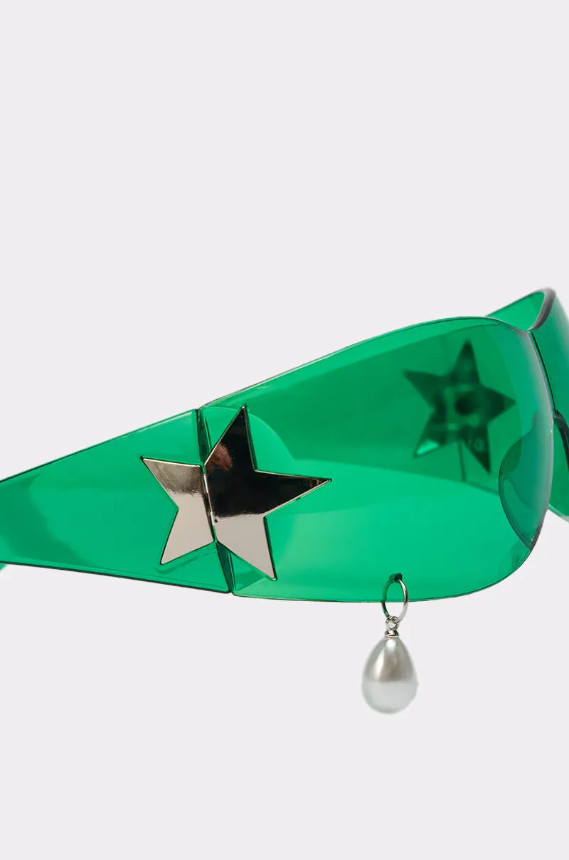 I DONT CRY SUNGLASSES sold by AKIRA product image thumbnail 4