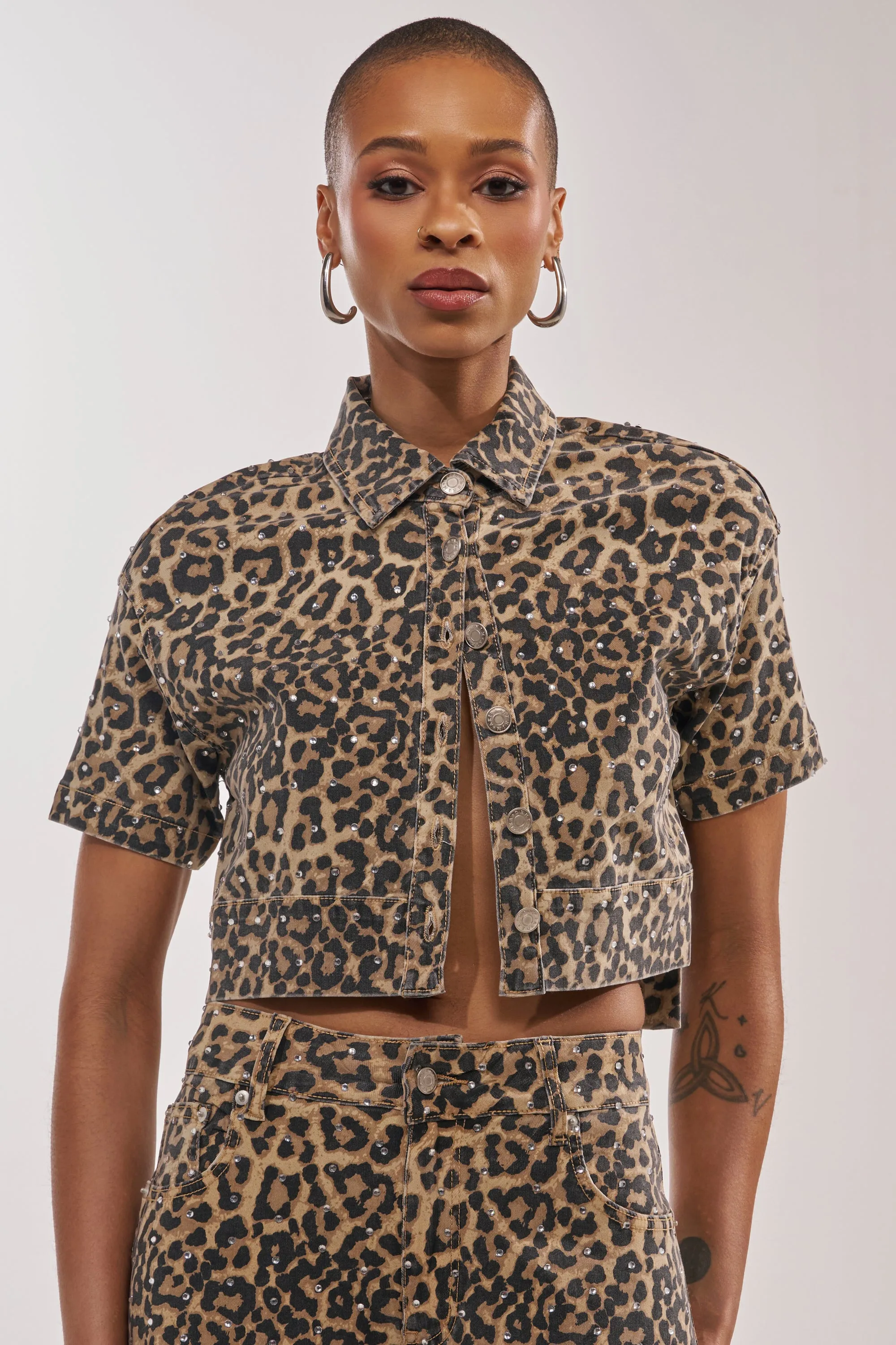 LEOPARD SISTA BUTTON DOWN sold by AKIRA product image thumbnail 2