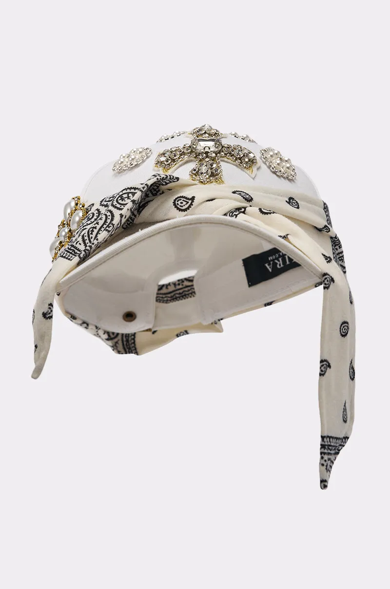 VIVIENNE PAISLEY BROOCH HAT sold by AKIRA product image thumbnail 3