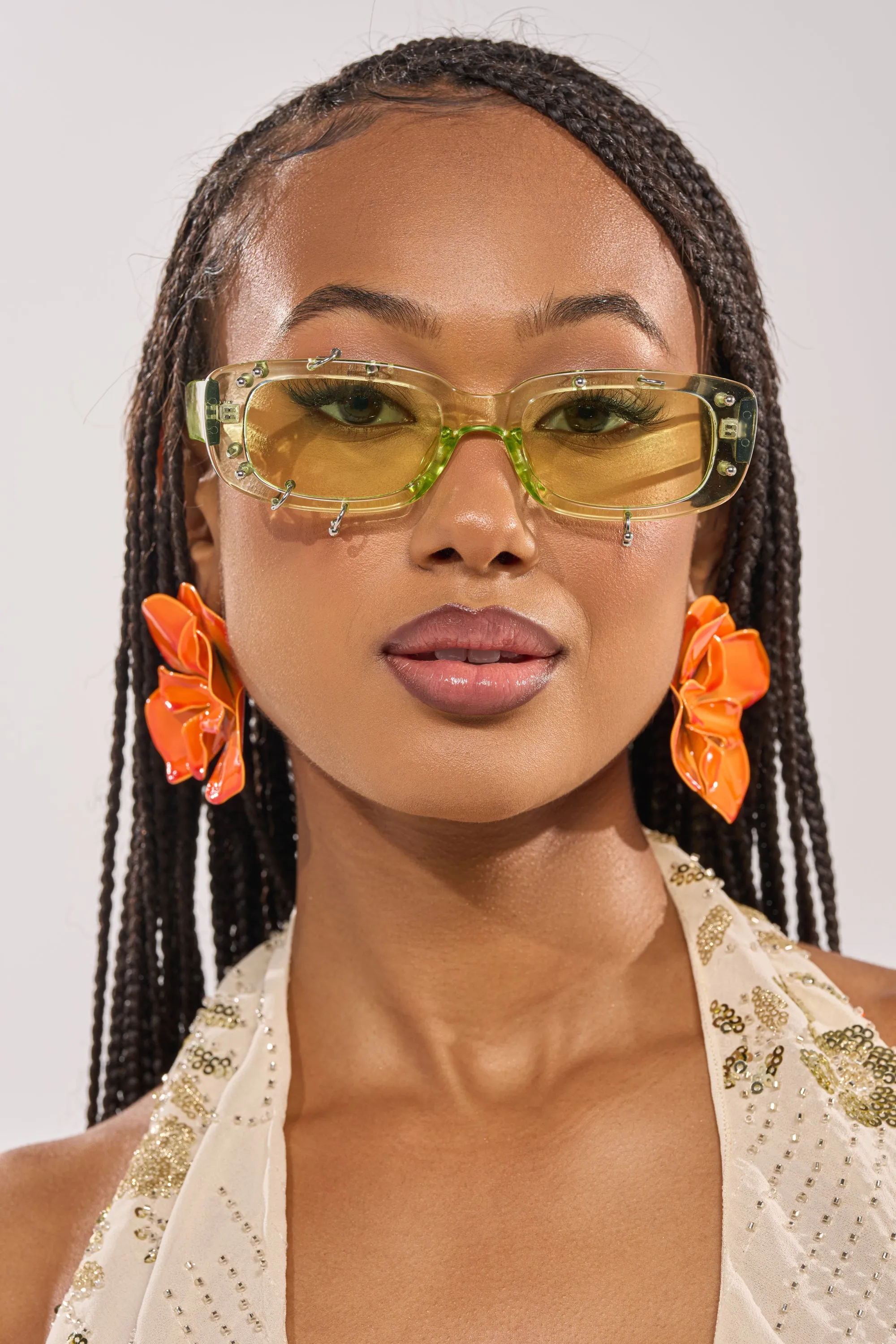 WITH A TWIST SUNGLASSES sold by AKIRA product image thumbnail 2