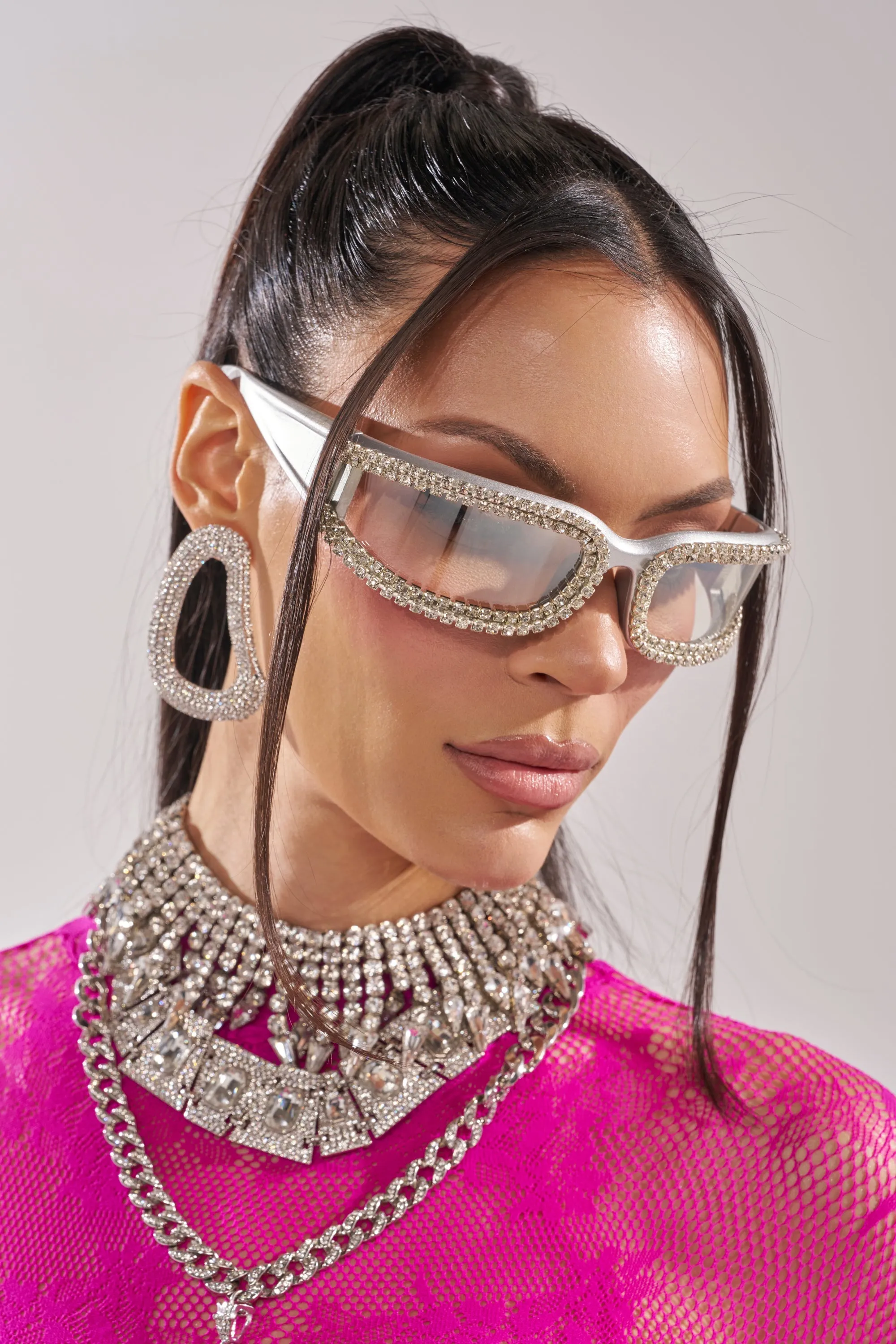 NIKKI SUNGLASSES sold by AKIRA product image thumbnail 3
