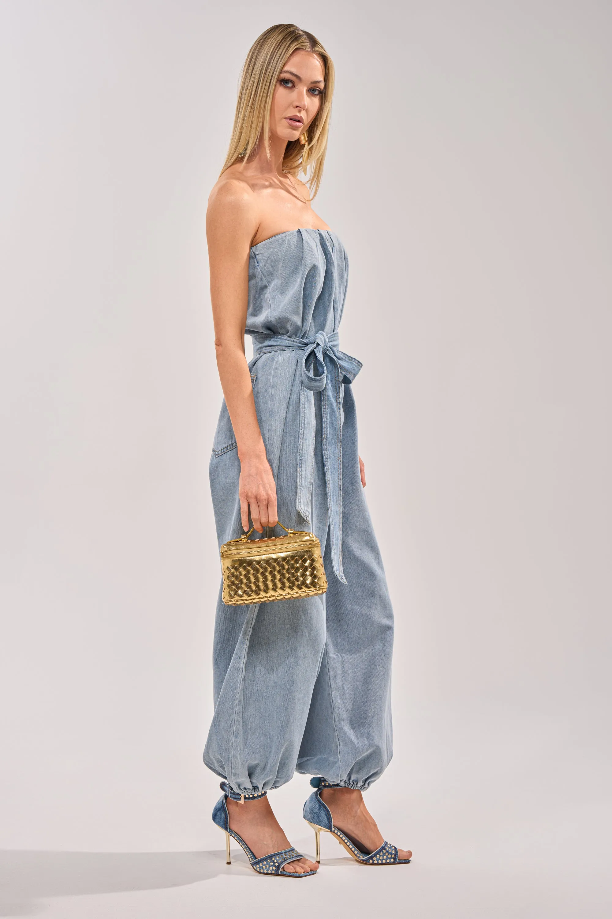 BREEZY DAY DENIM JUMPSUIT sold by AKIRA product image thumbnail 4