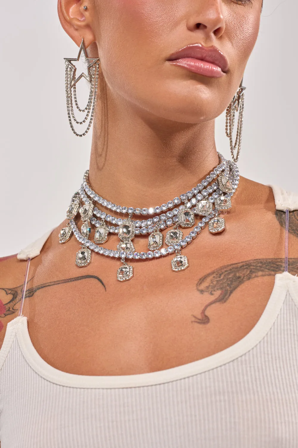 BELLE LAYERED NECKLACE sold by AKIRA product image thumbnail 2