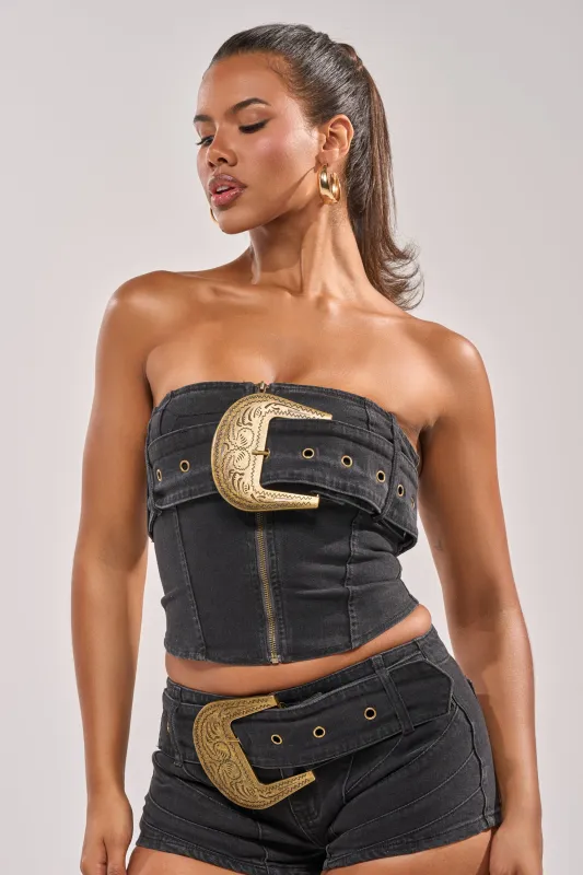 BUCKIN DENIM TUBE TOP made by AKIRA
