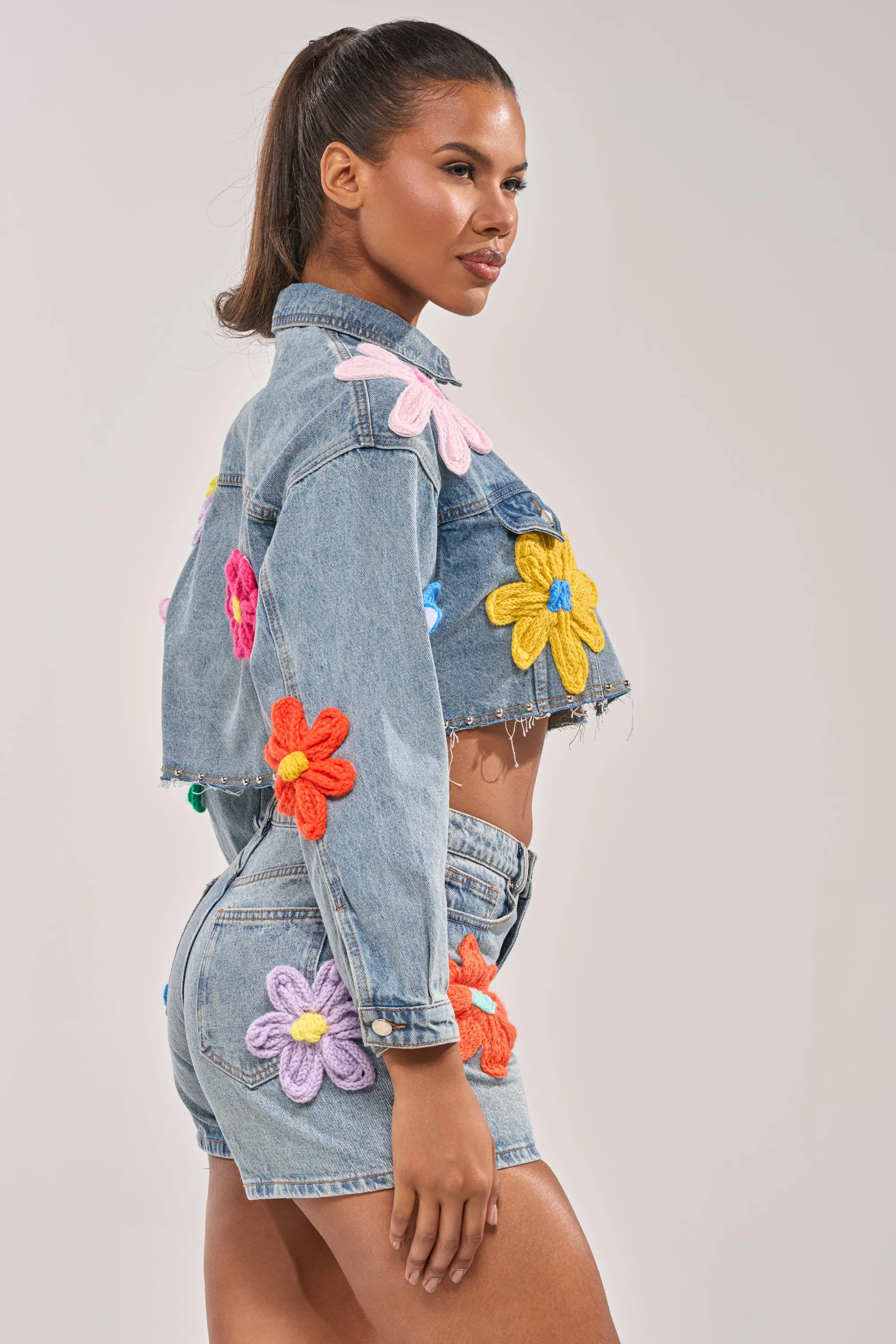 FLOWER PATCH DENIM JACKET sold by AKIRA product image thumbnail 5