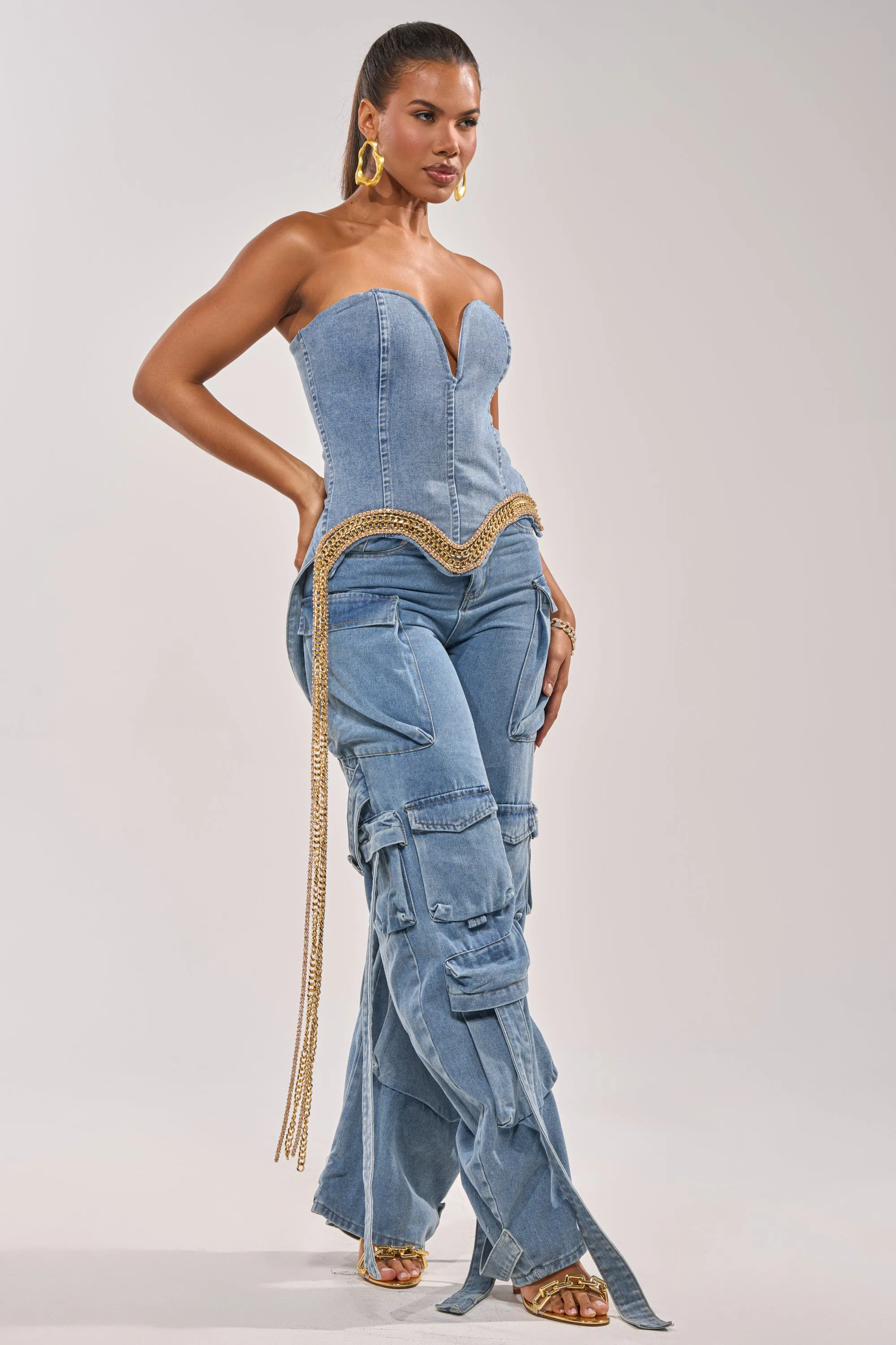 SHOW IT OFF DENIM CORSET sold by AKIRA product image thumbnail 4
