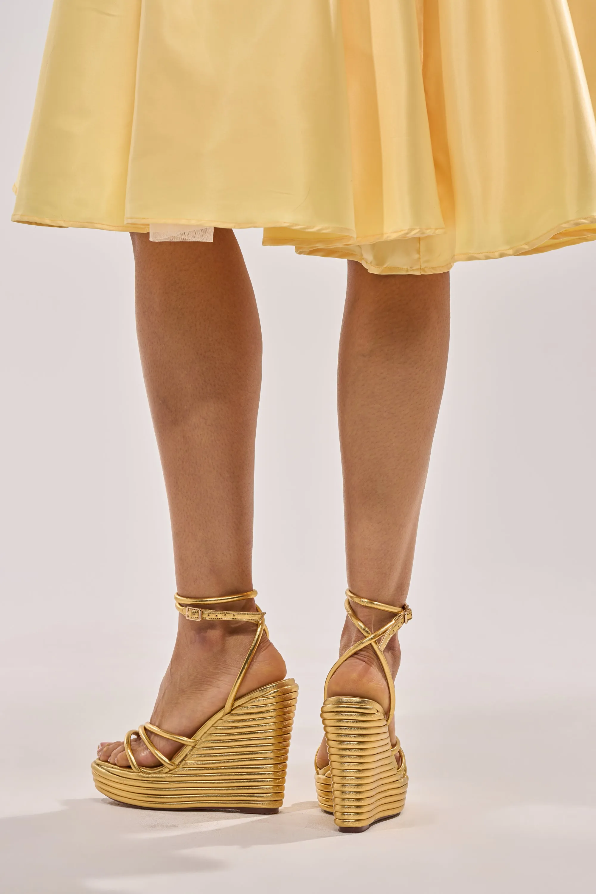 AZALEA WANG AVENY GOLD STRAP ROUND TOE WEDGE SANDAL sold by AKIRA product image thumbnail 3