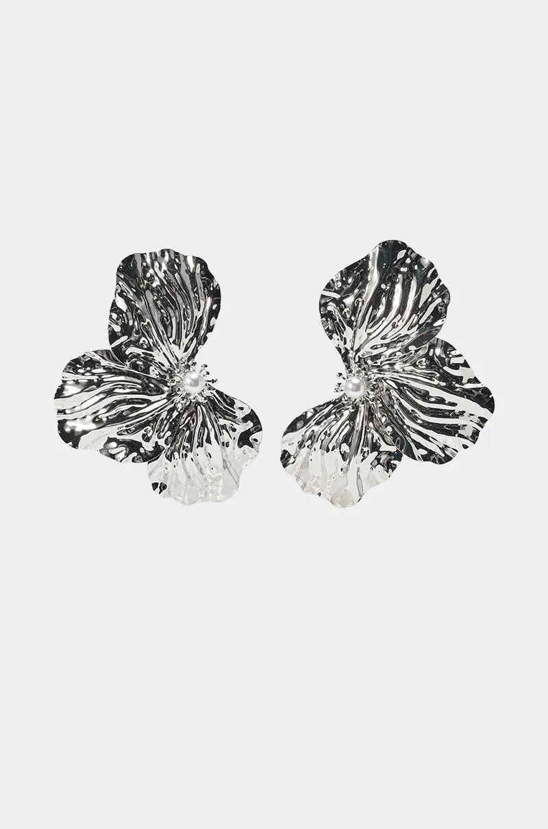 ON A BOAT EARRING sold by AKIRA product image thumbnail 2