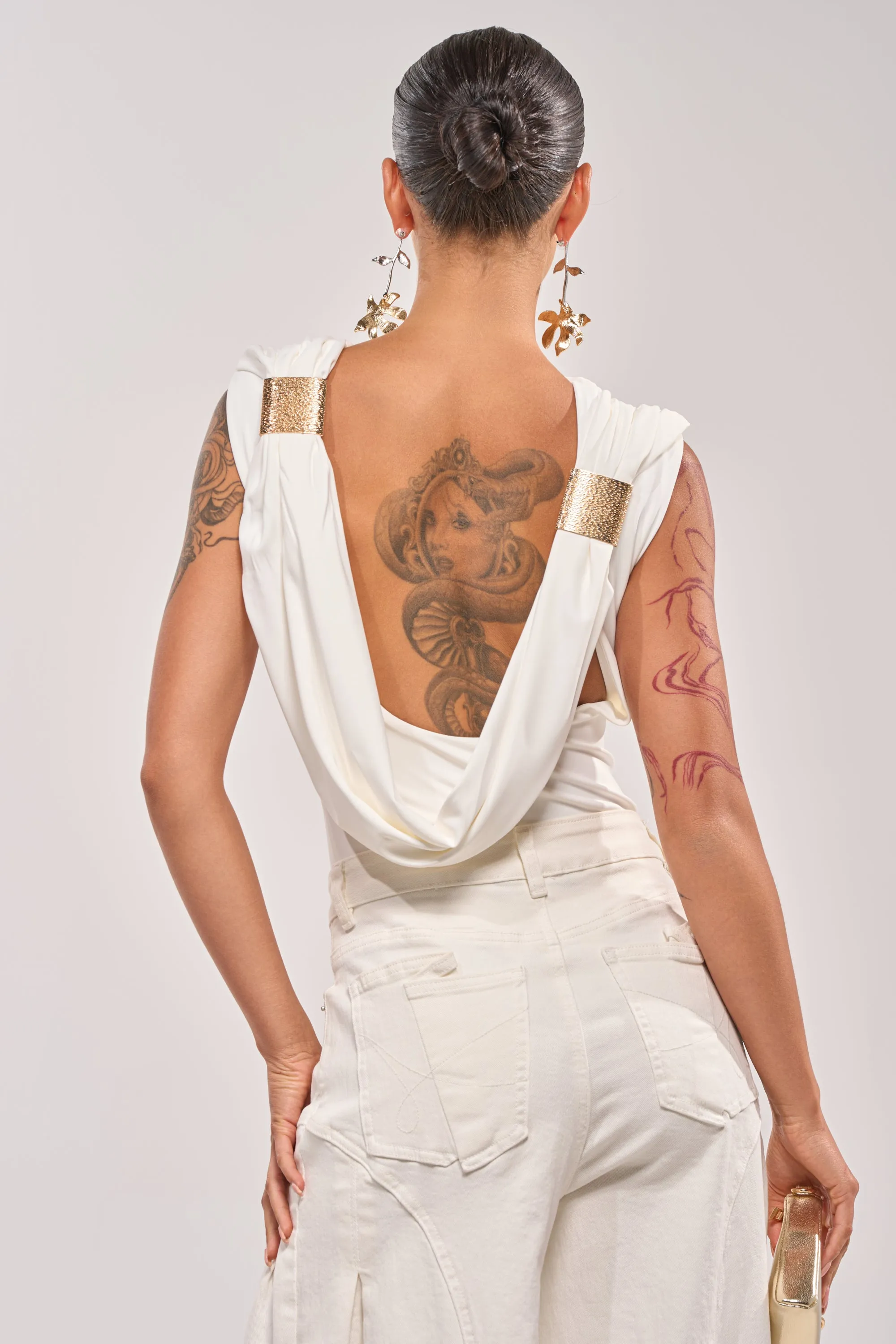 STAY CLASSY STRETCH BODYSUIT sold by AKIRA product image thumbnail 4