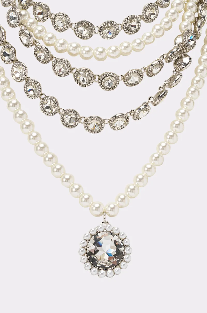 ARI NECKLACE sold by AKIRA product image thumbnail 3