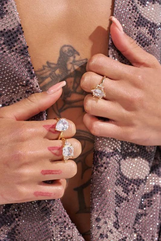 TOP TIER RING SET made by AKIRA