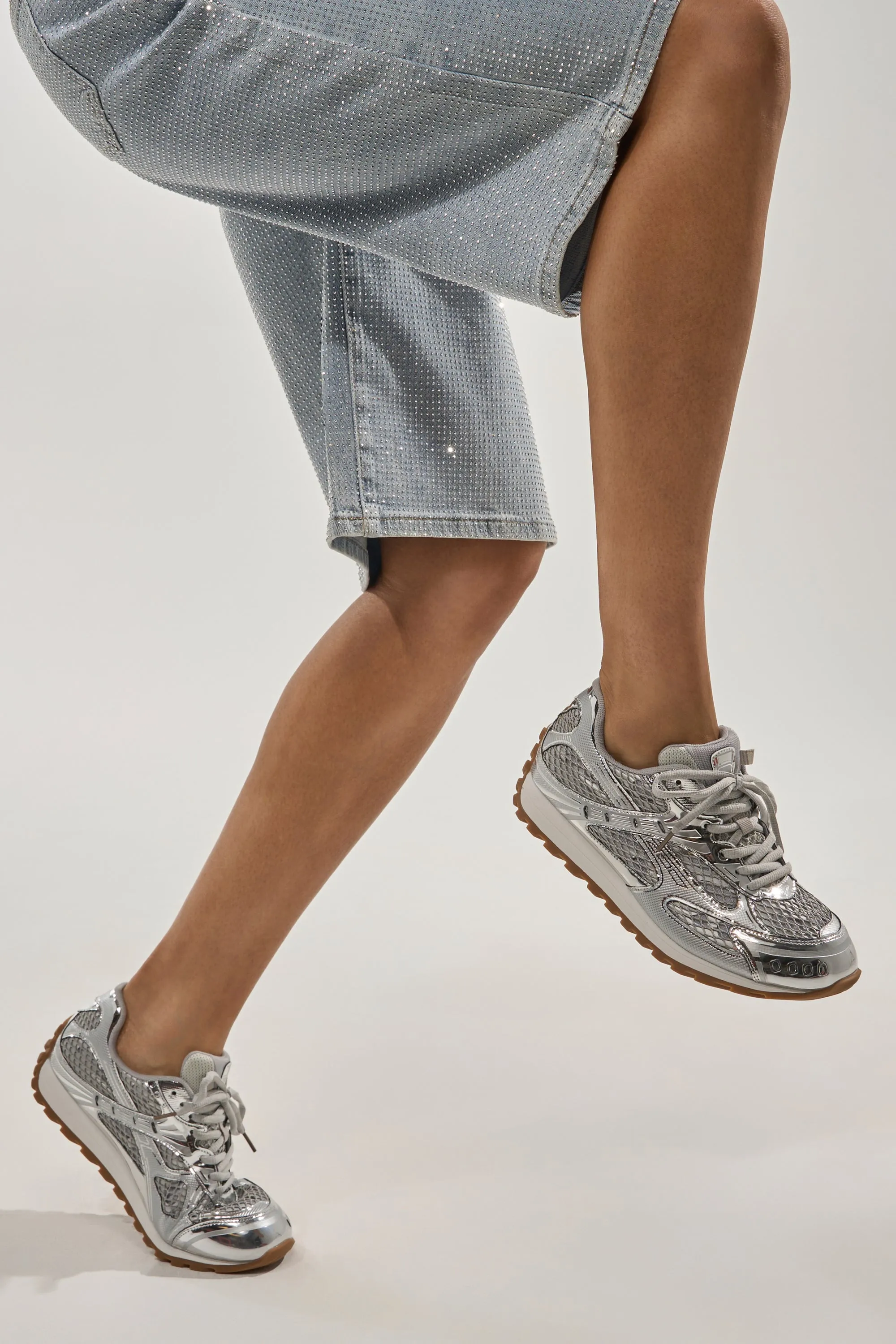 AKIRA GOLD LENIYA SILVER SNEAKER sold by AKIRA product image thumbnail 2