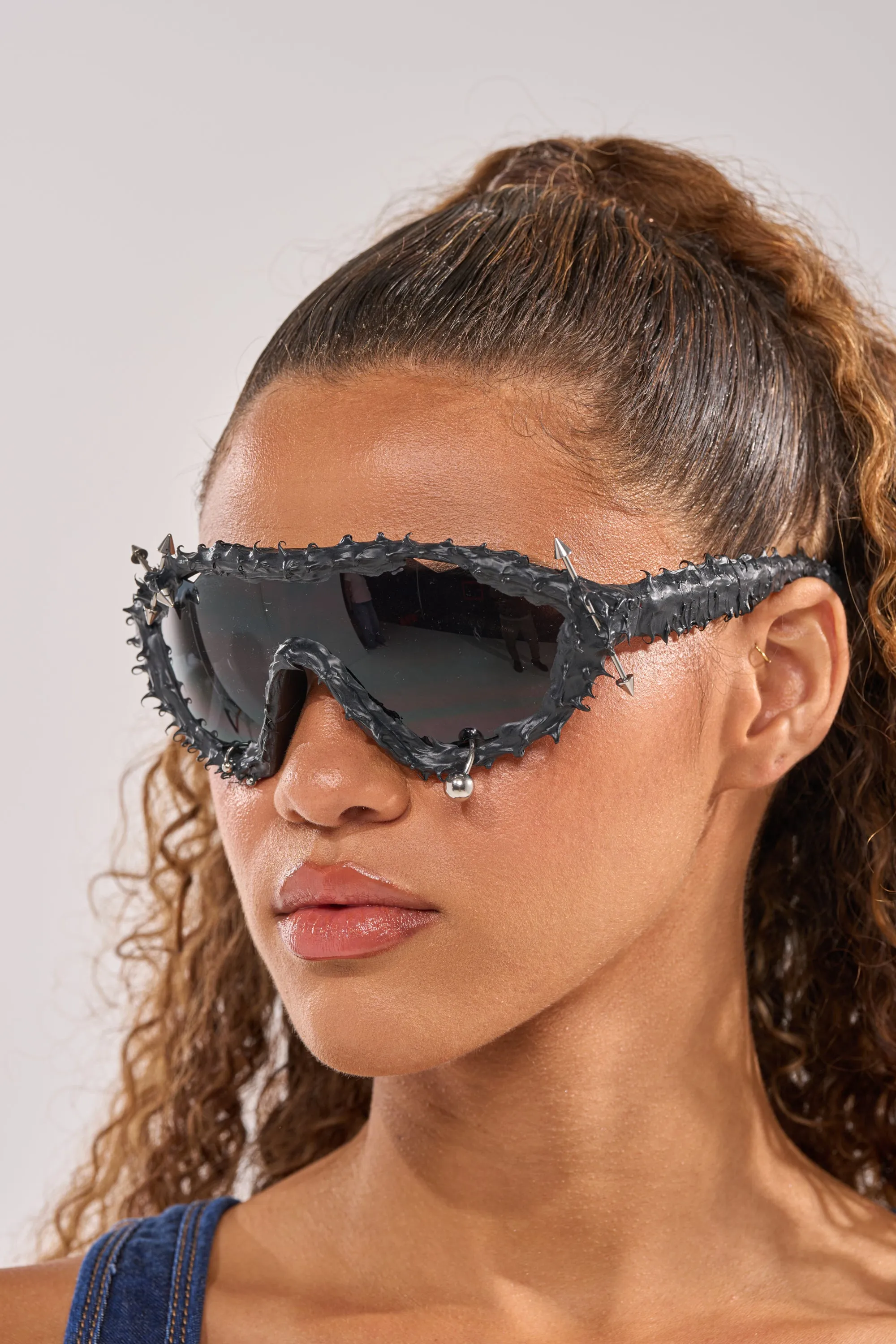 DANGER SPIKES SUNGLASSES sold by AKIRA product image thumbnail 2