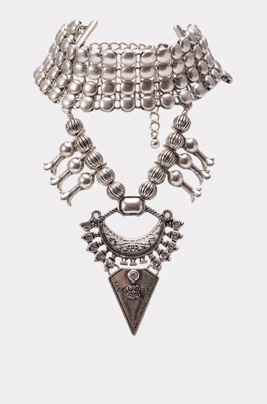 IN MY VINTAGE ERA NECKLACE made by AKIRA