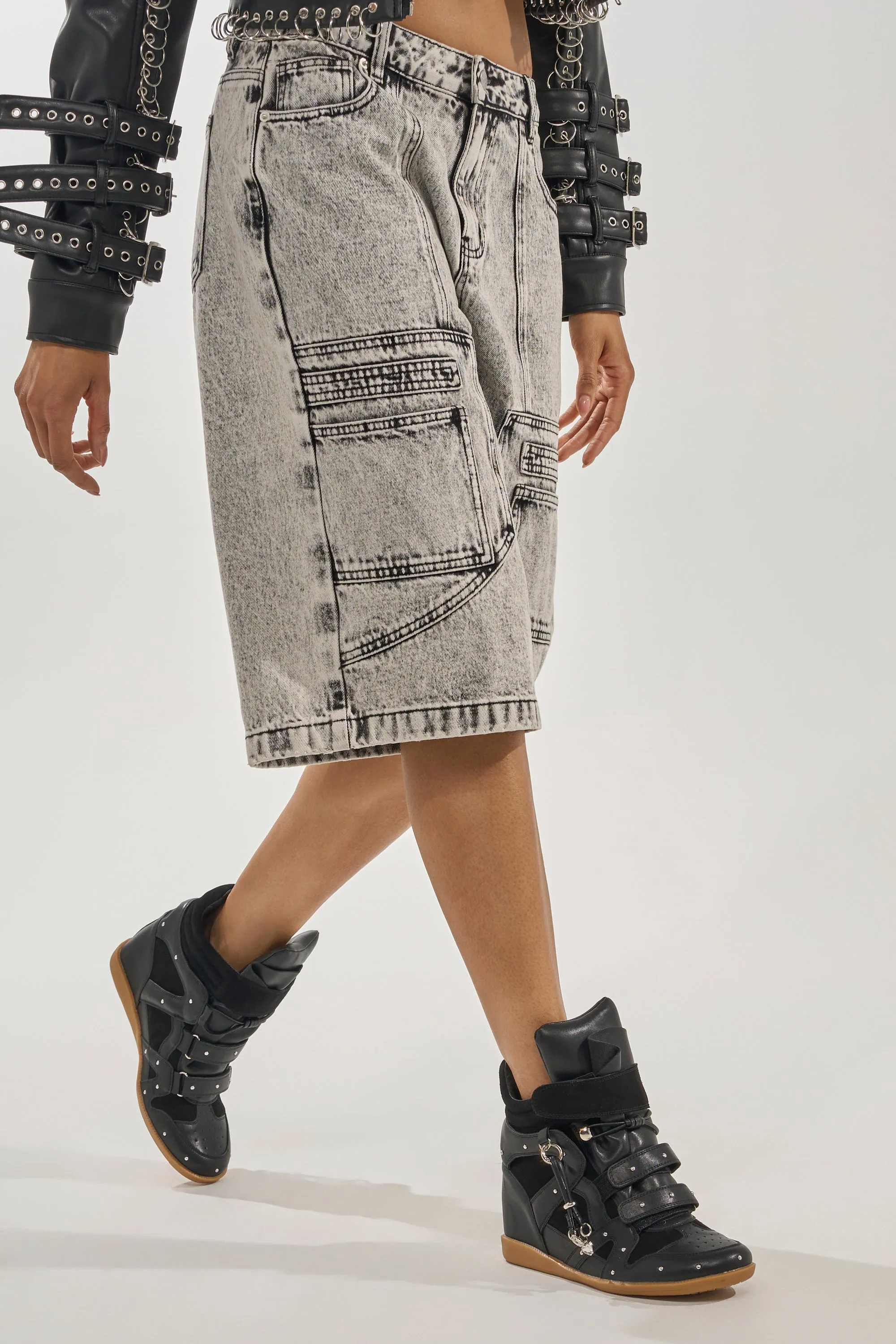 AKIRA GOLD RANGELEY BLACK SILVER HARDWARE EMBELLISHED WEDGE SNEAKER sold by AKIRA product image thumbnail 2