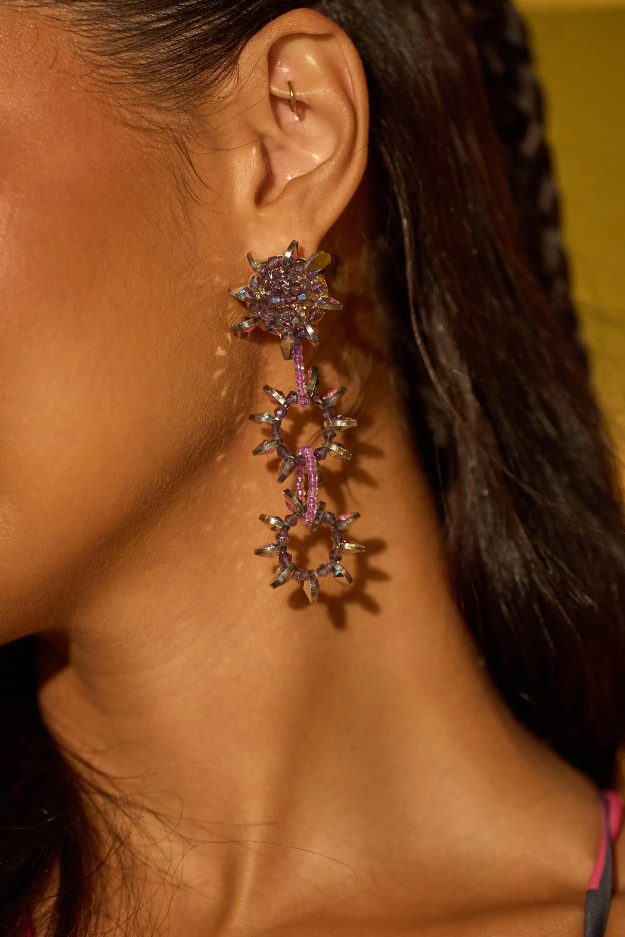 TOO TRENDY EARRING sold by AKIRA