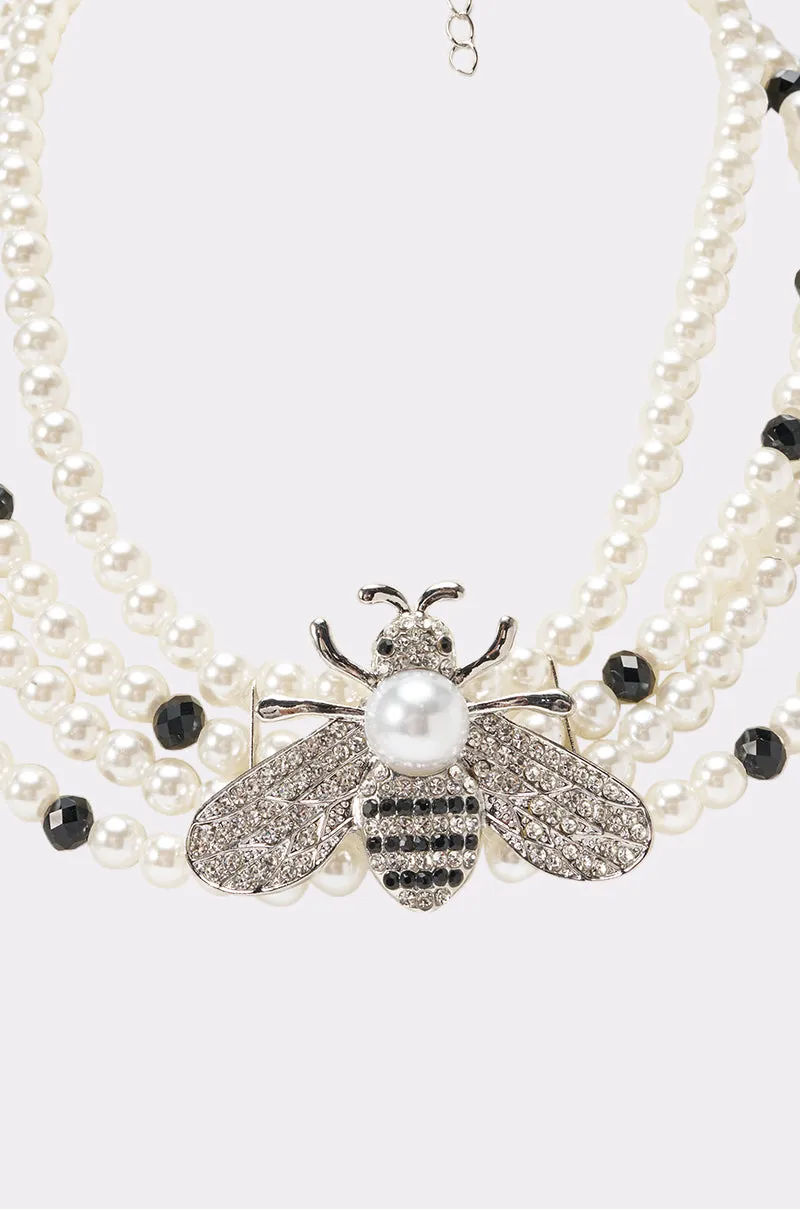 QUEEN BEE NECKLACE sold by AKIRA product image thumbnail 3