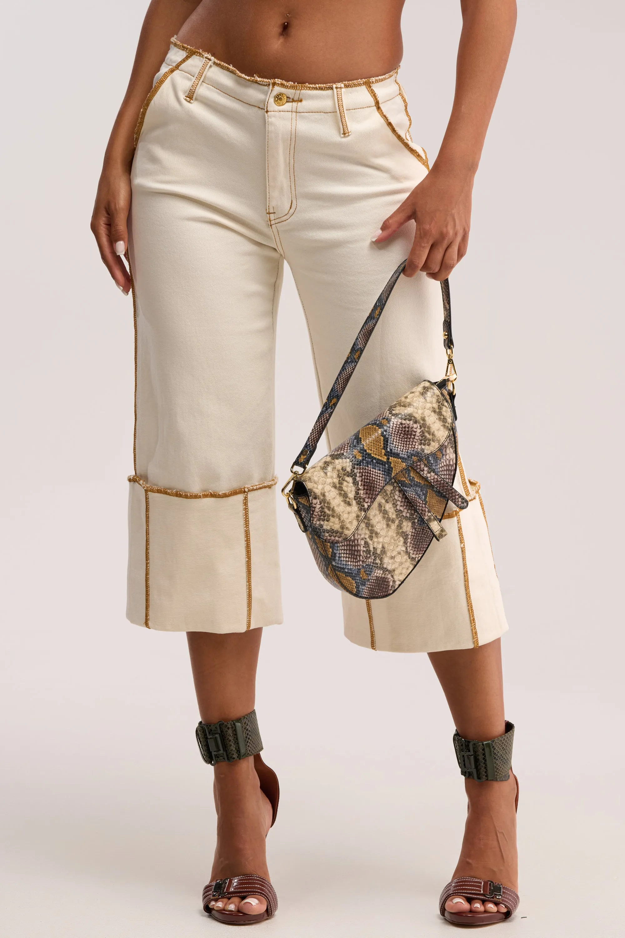 IM ALL YOURS STRAIGHT LEG CAPRI sold by AKIRA product image thumbnail 3
