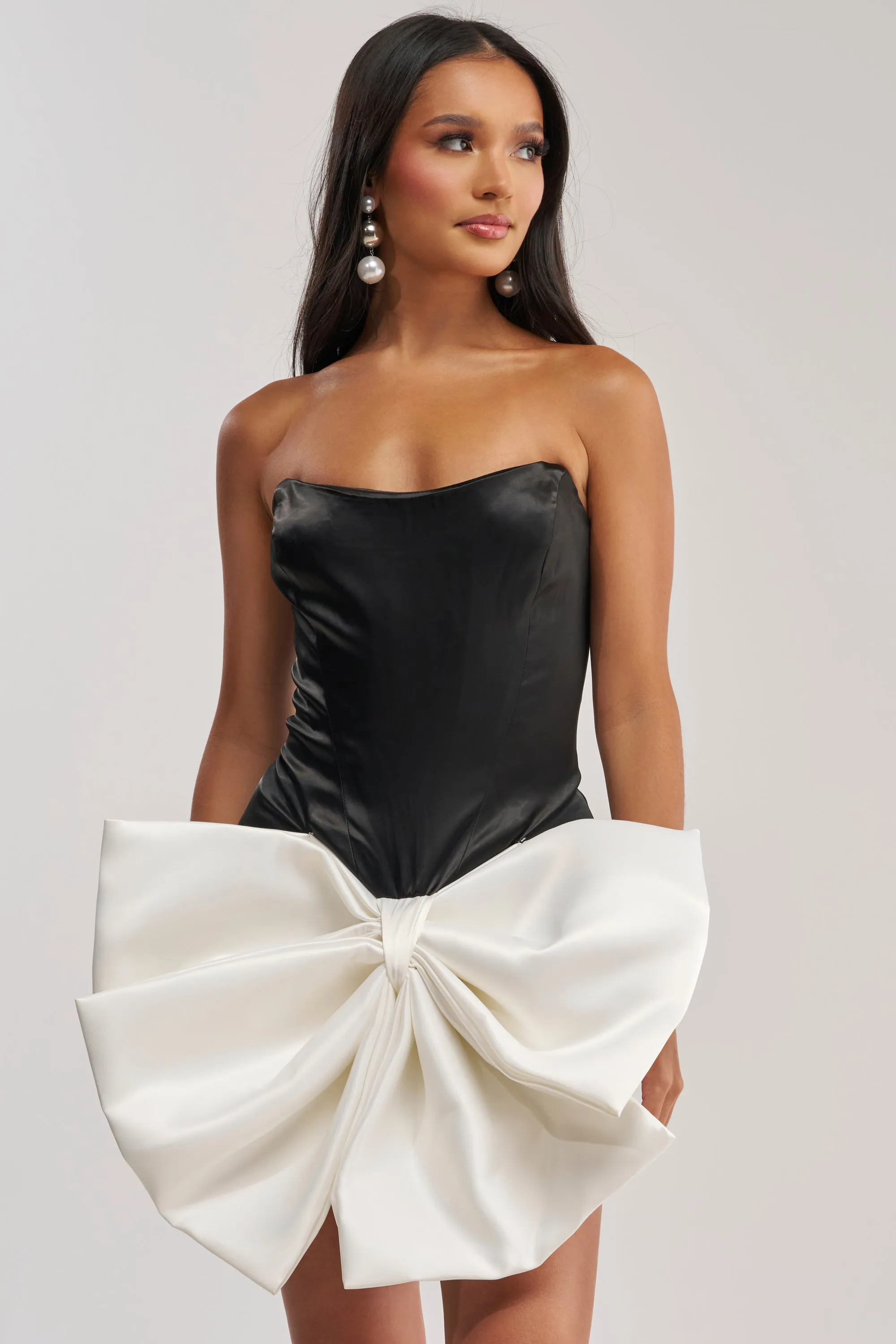 SITTING PRETTY BOW MINI DRESS sold by AKIRA product image thumbnail 3