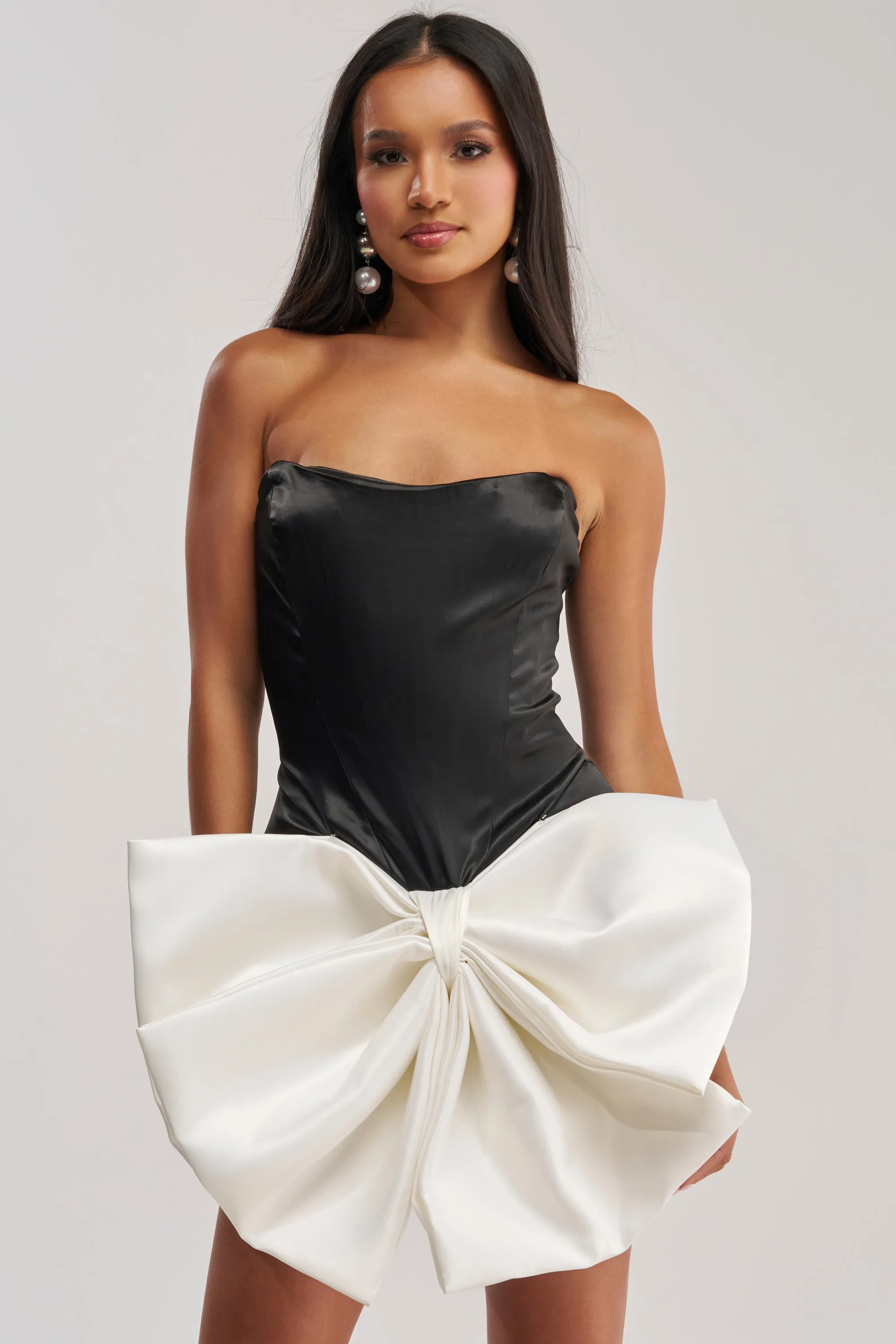 SITTING PRETTY BOW MINI DRESS sold by AKIRA product image thumbnail 2