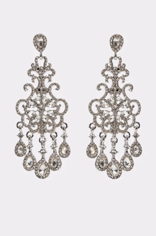 CHANDELIER EARRING made by AKIRA