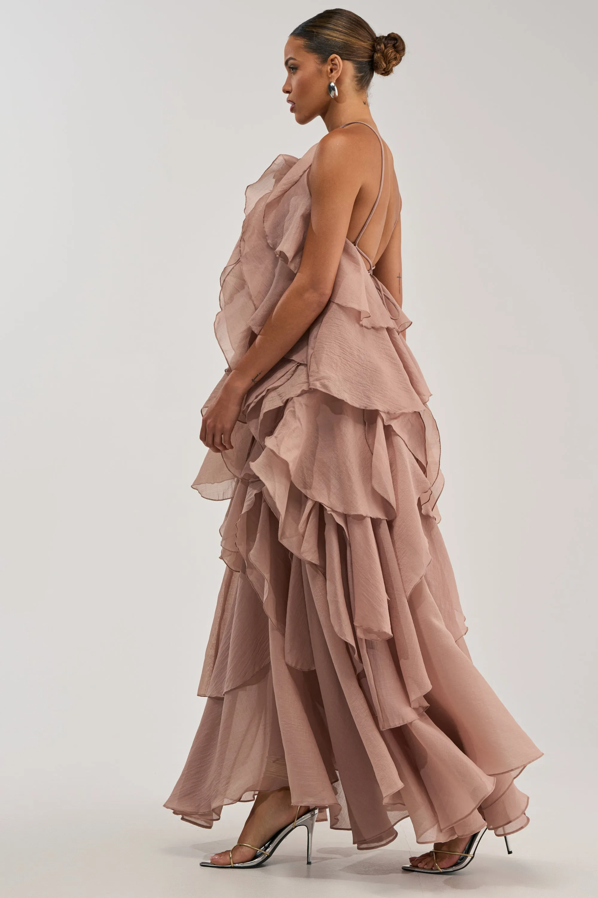 GOLDEN HOUR FLORAL CHIFFON MAXI DRESS IN MAUVE sold by AKIRA product image thumbnail 3