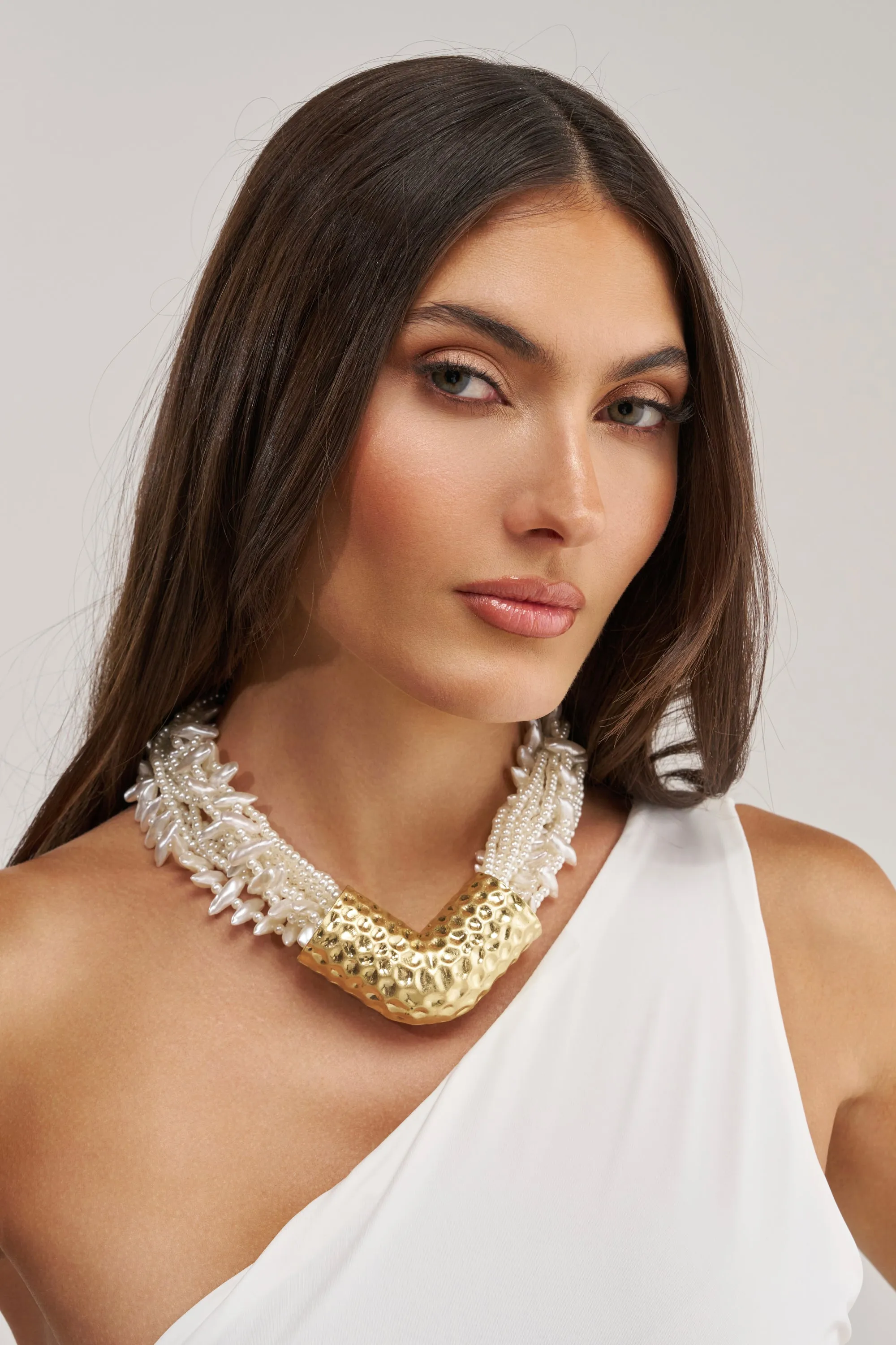 CLEARLY NECKLACE sold by AKIRA product image thumbnail 2
