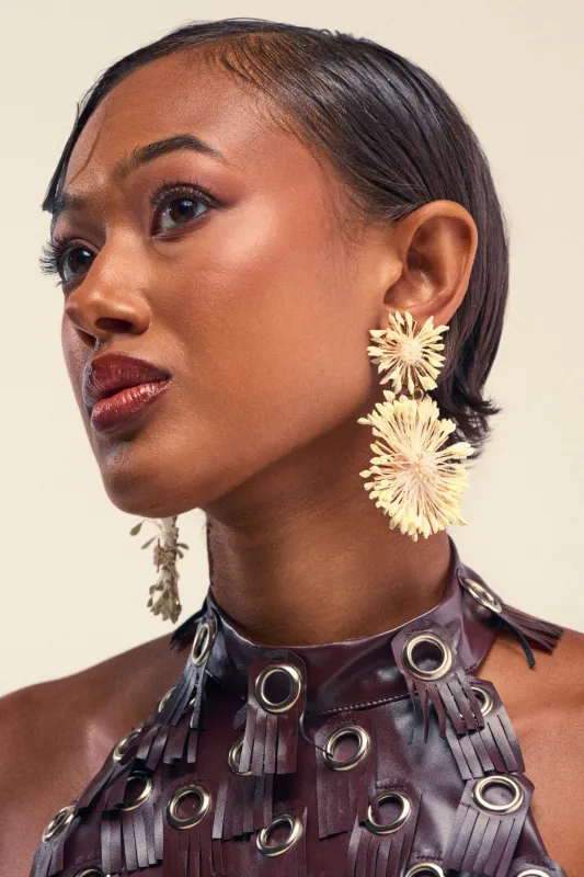 ON HIS YACHT STATEMENT EARRING made by AKIRA