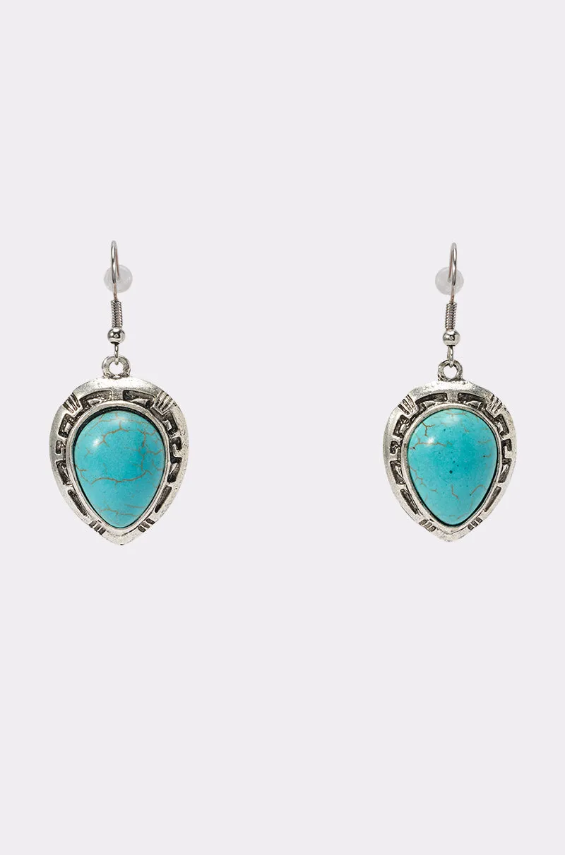 MALINA EMBELLISHED TURQUOISE NECKLACE SET sold by AKIRA product image thumbnail 4