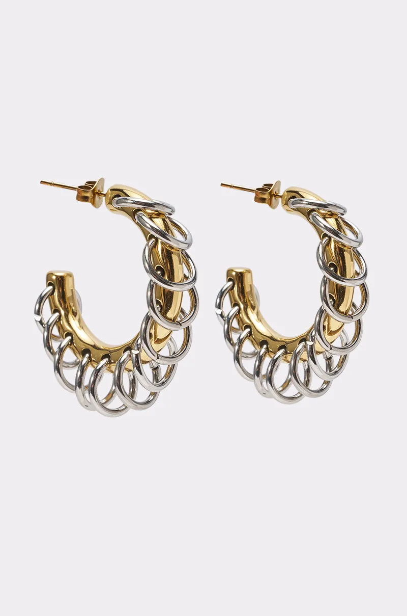 THATS CUTE HOOP EARRING sold by AKIRA product image thumbnail 3